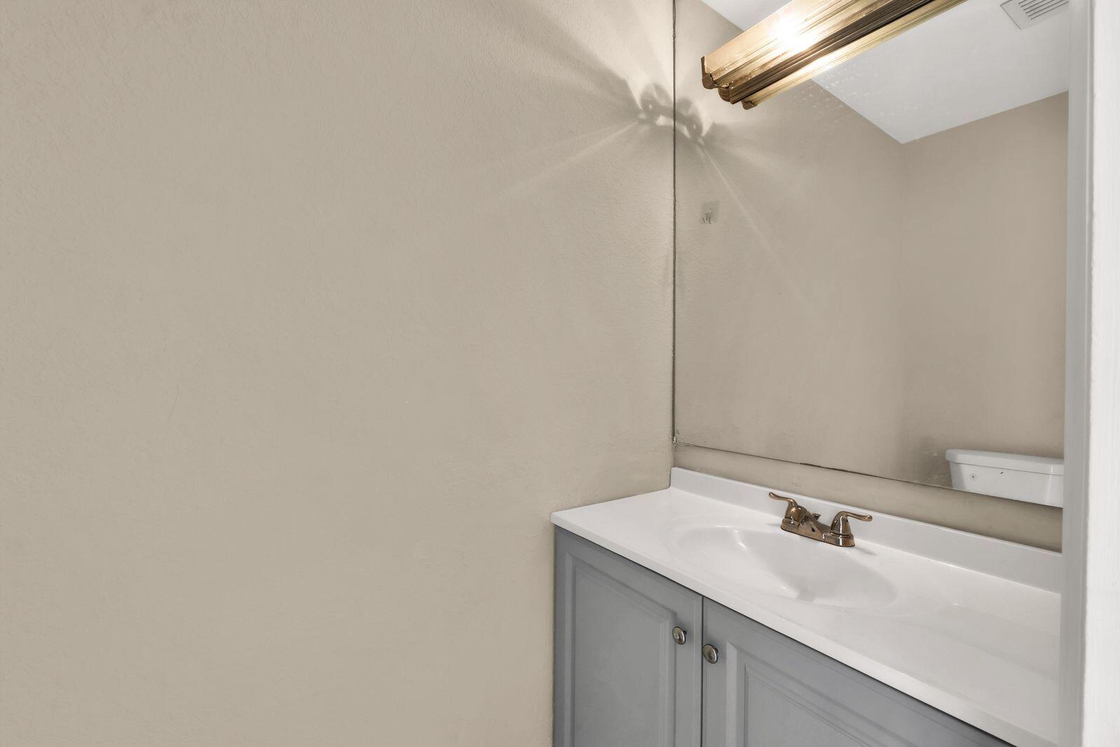 4295 Coral Springs Drive Unit: 3c