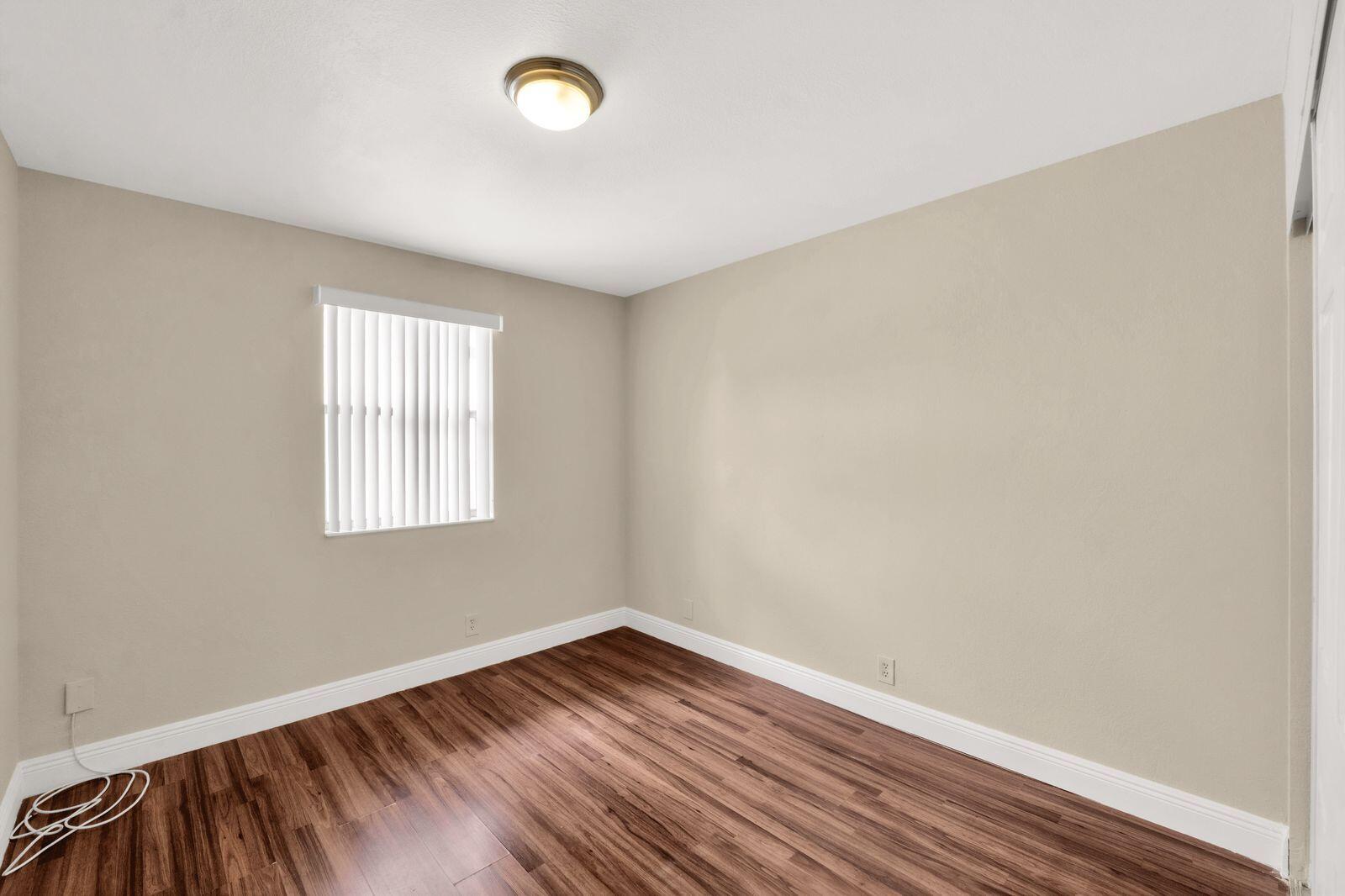 4295 Coral Springs Drive Unit: 3c