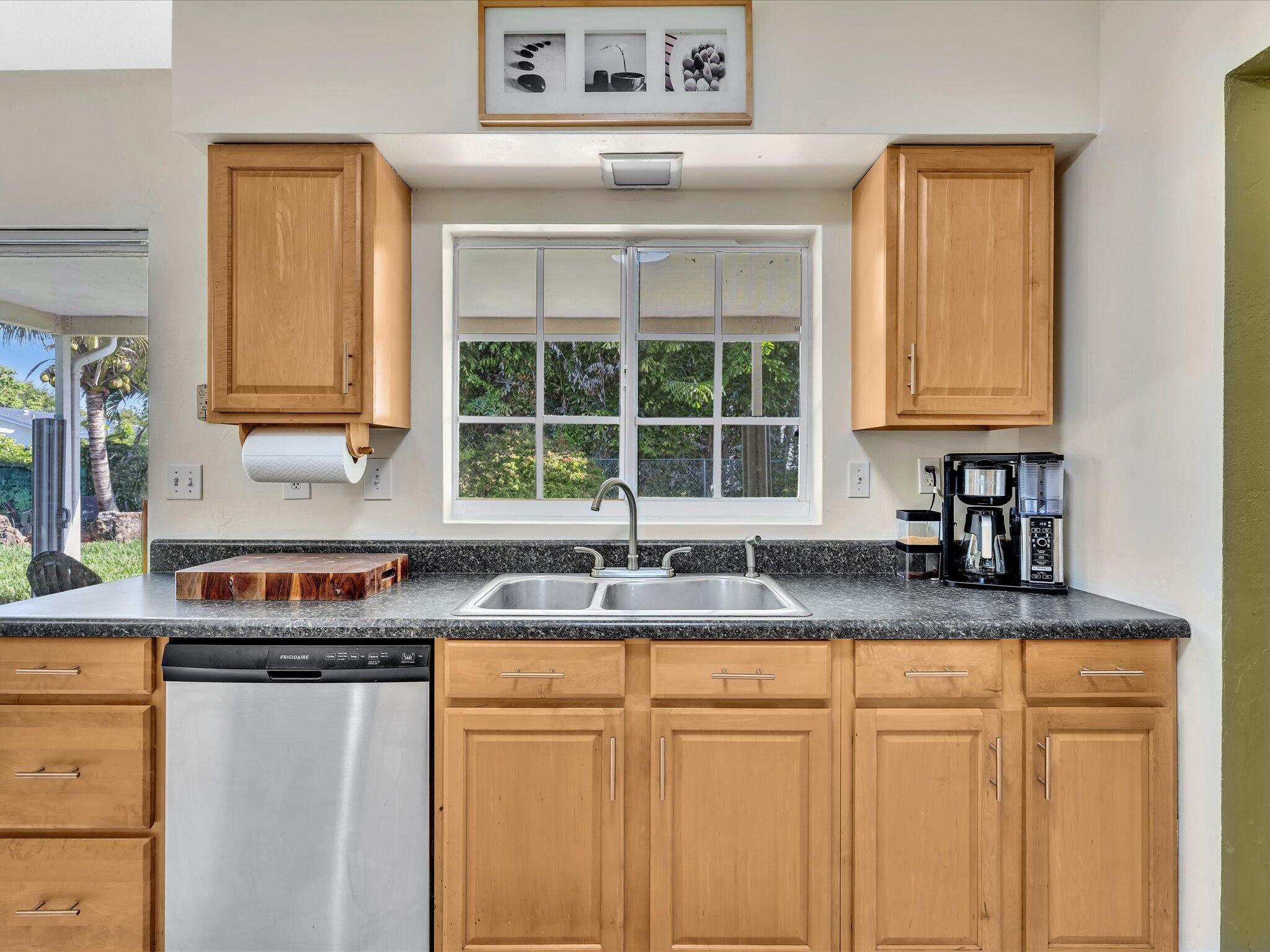 9603 NW 73rd Street
