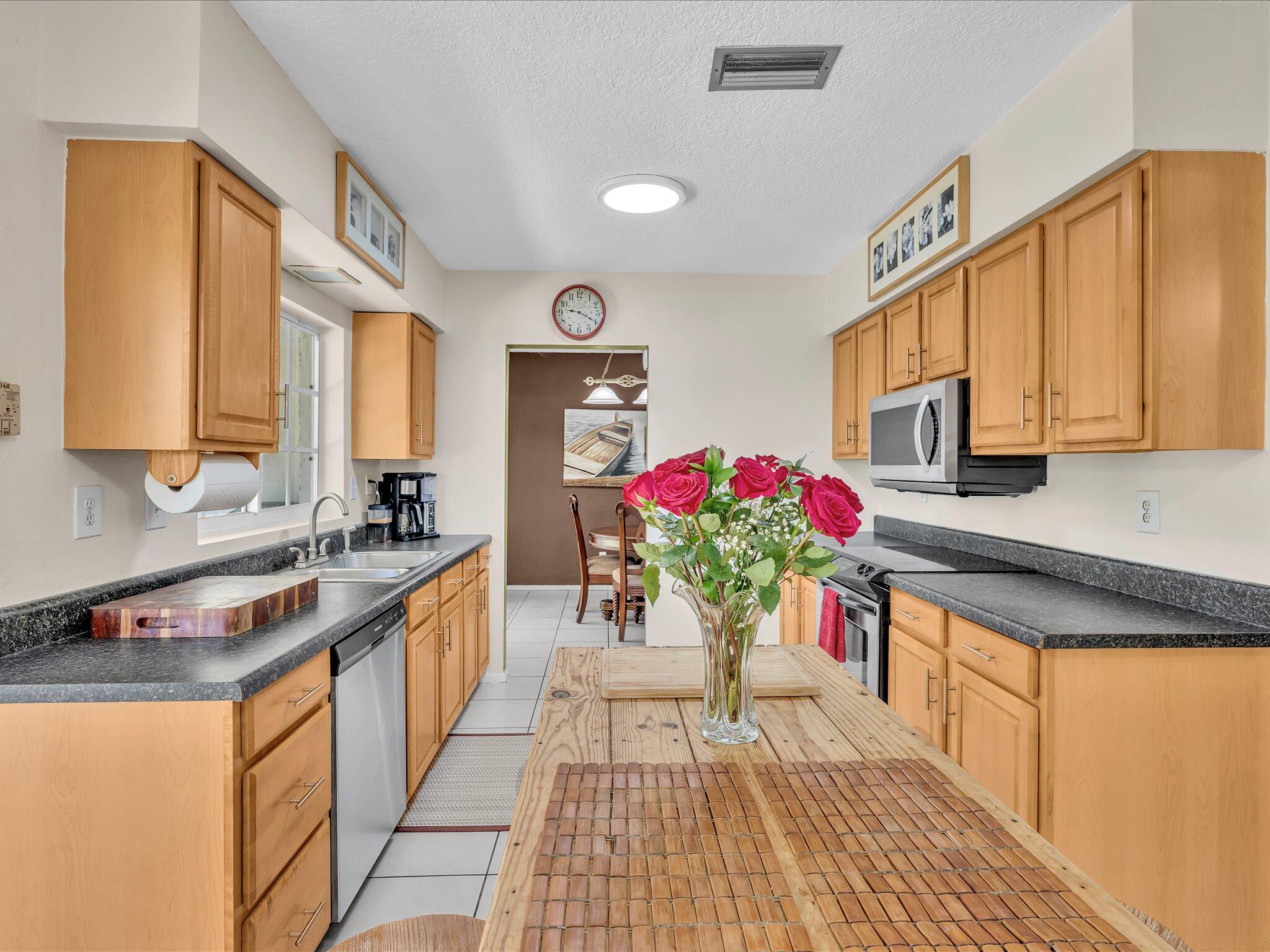 9603 NW 73rd Street