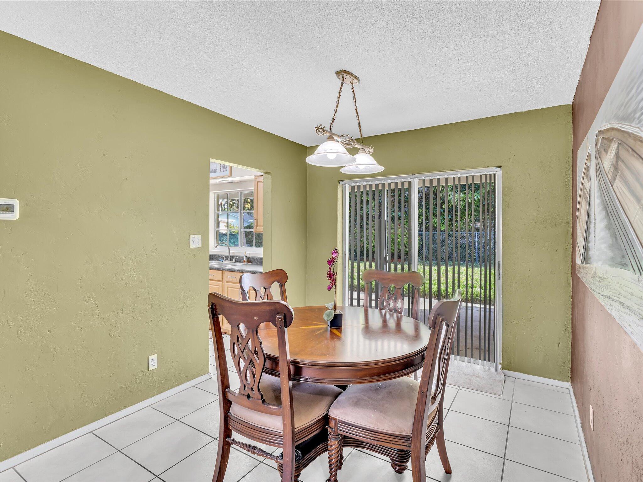 9603 NW 73rd Street