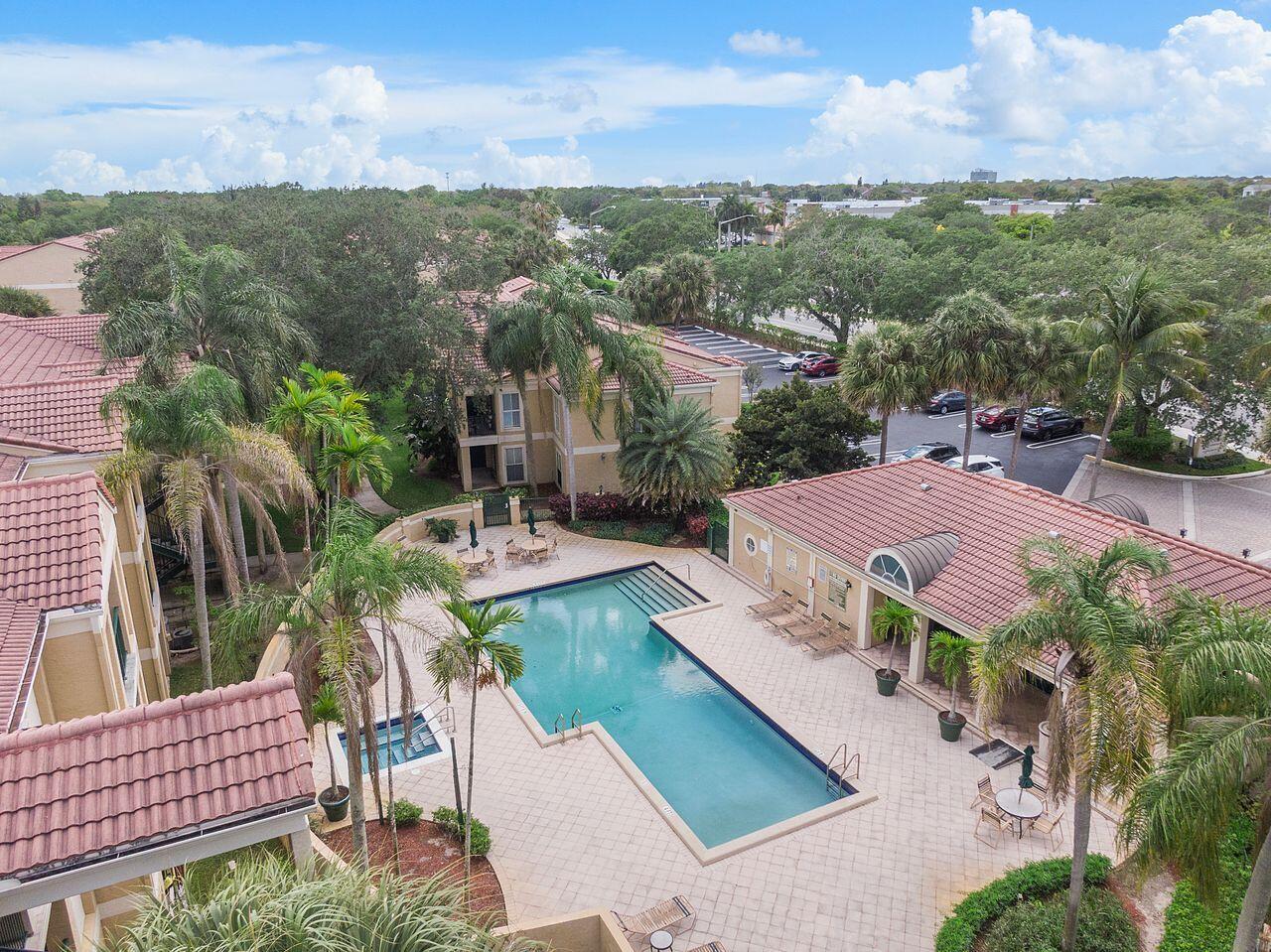 875 Riverside Drive