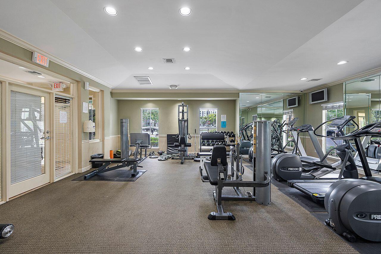 875 Riverside Drive