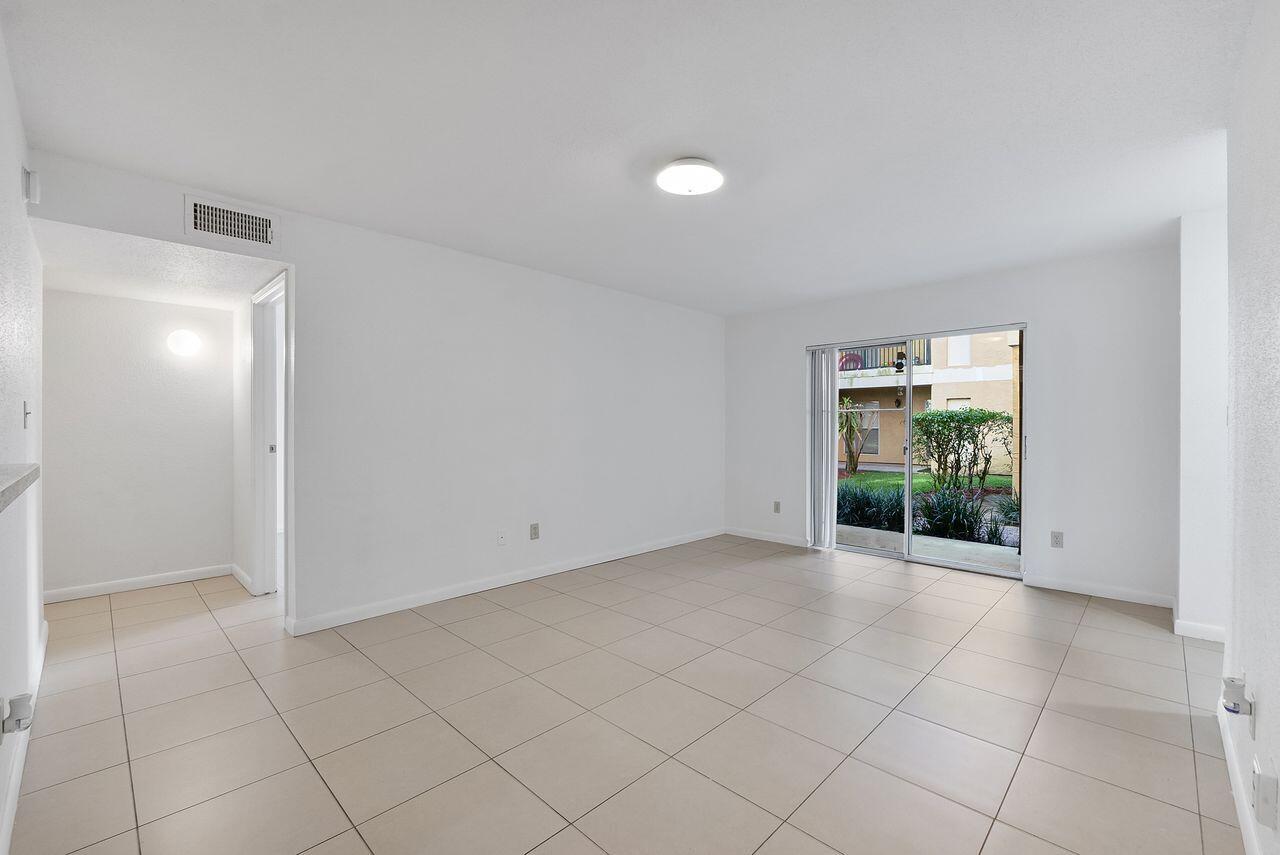 875 Riverside Drive