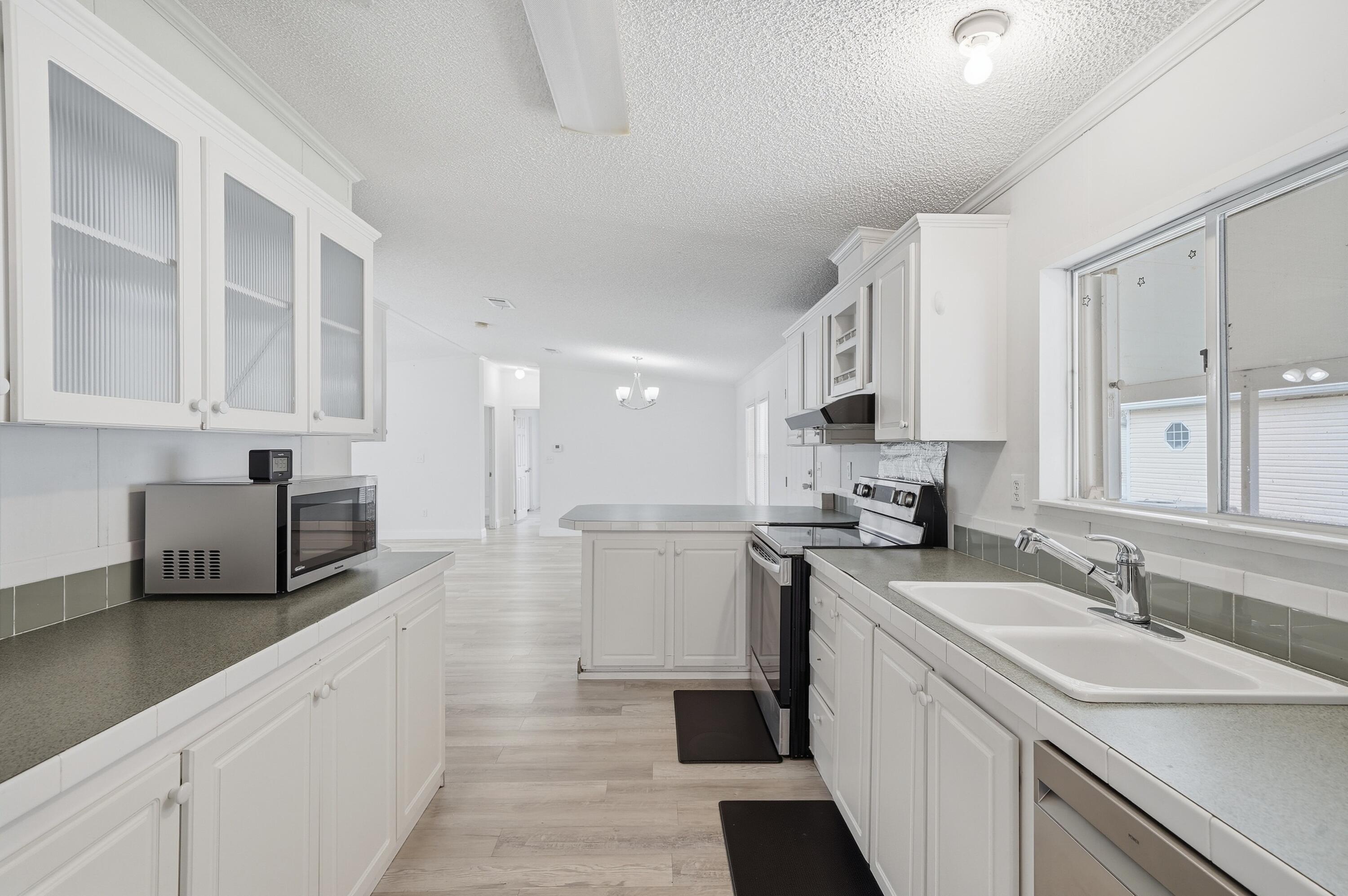 1500 SW 65th Avenue