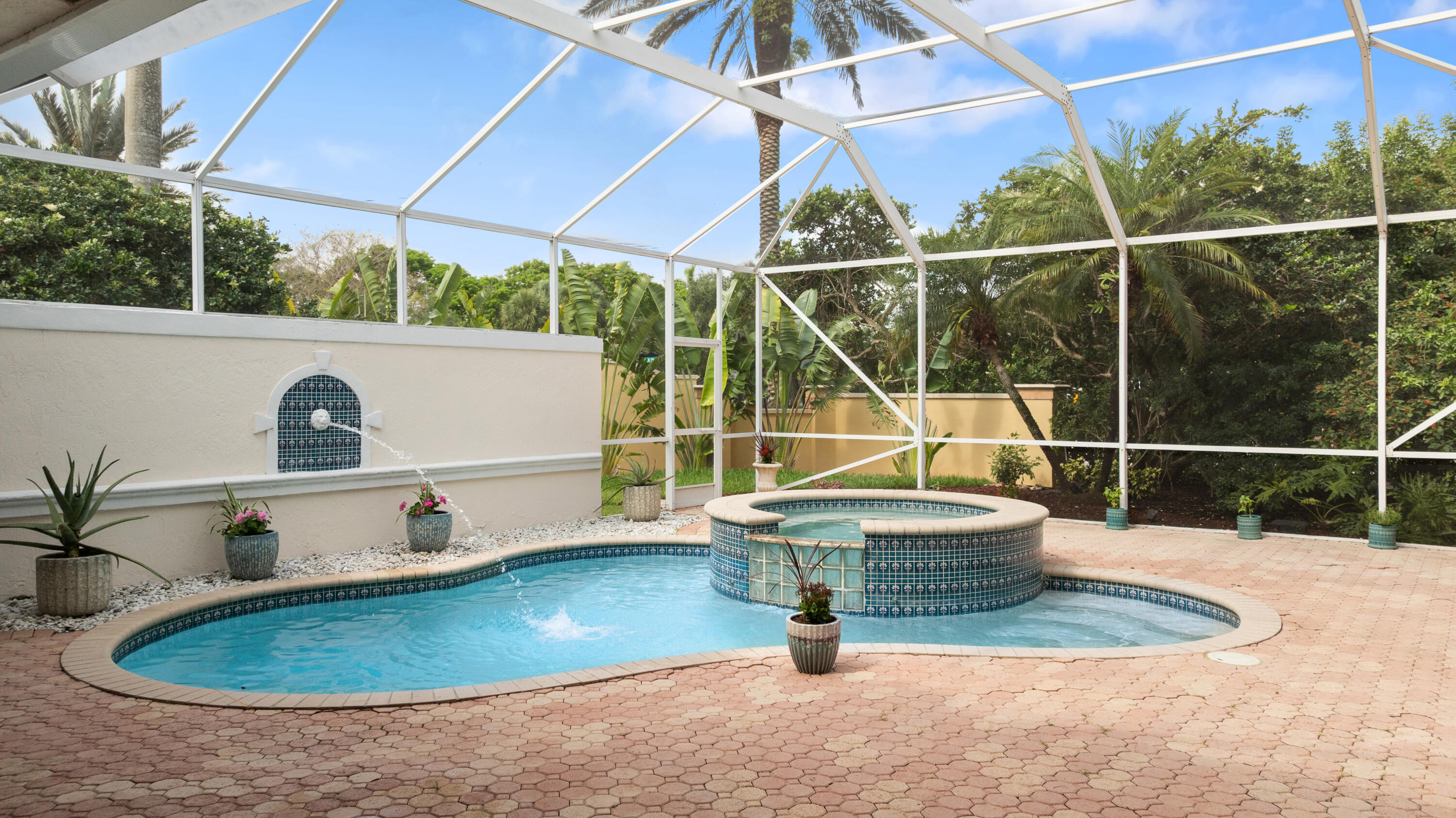 6246 NW 125th Avenue