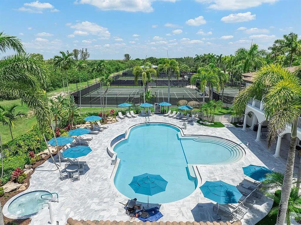 6246 NW 125th Avenue
