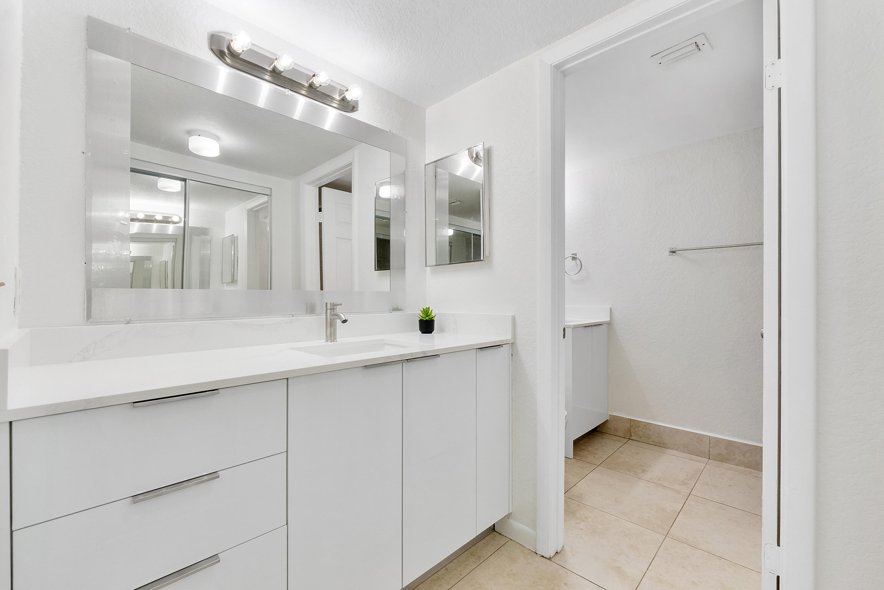 9777 Westview Drive 1112