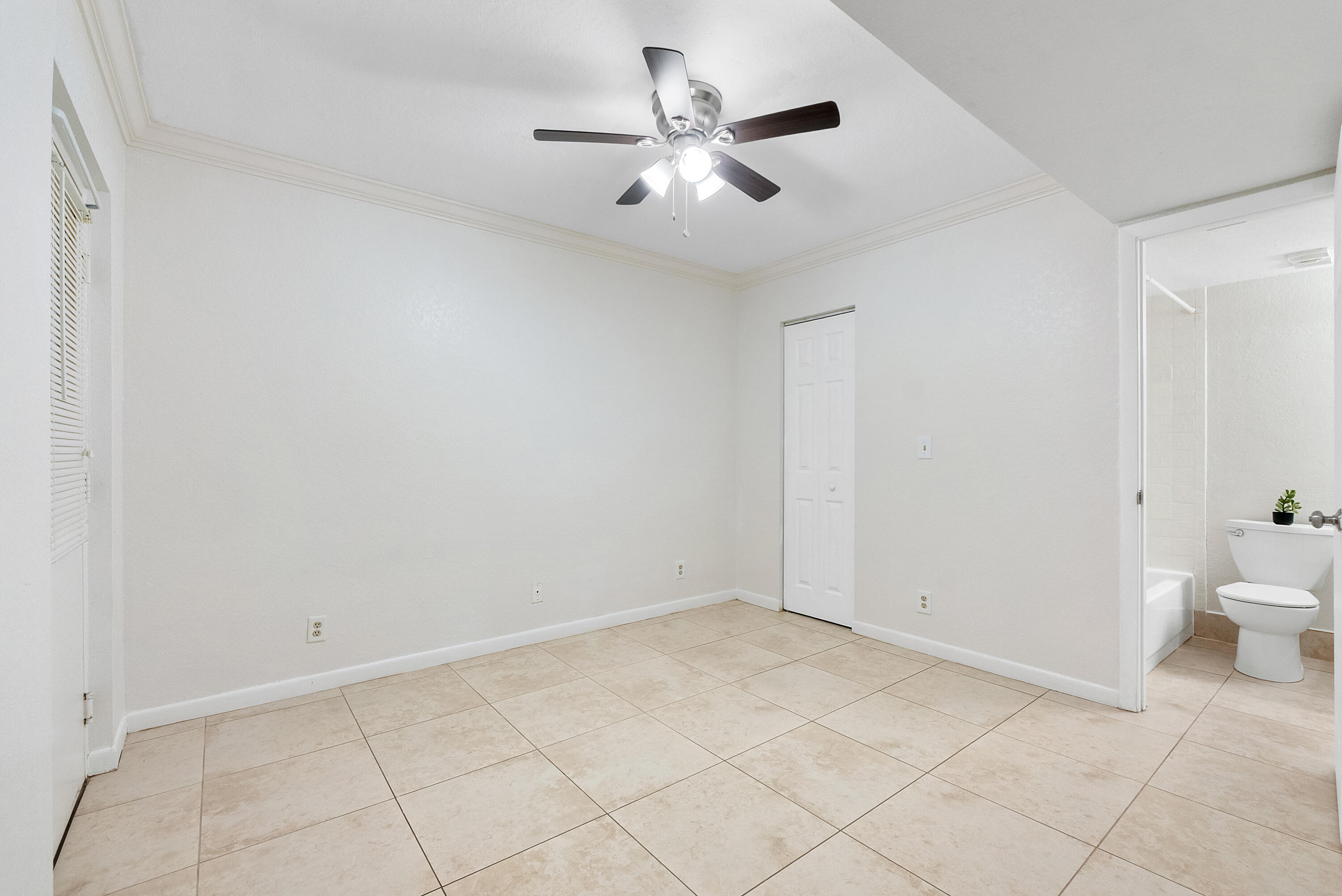9777 Westview Drive 1112