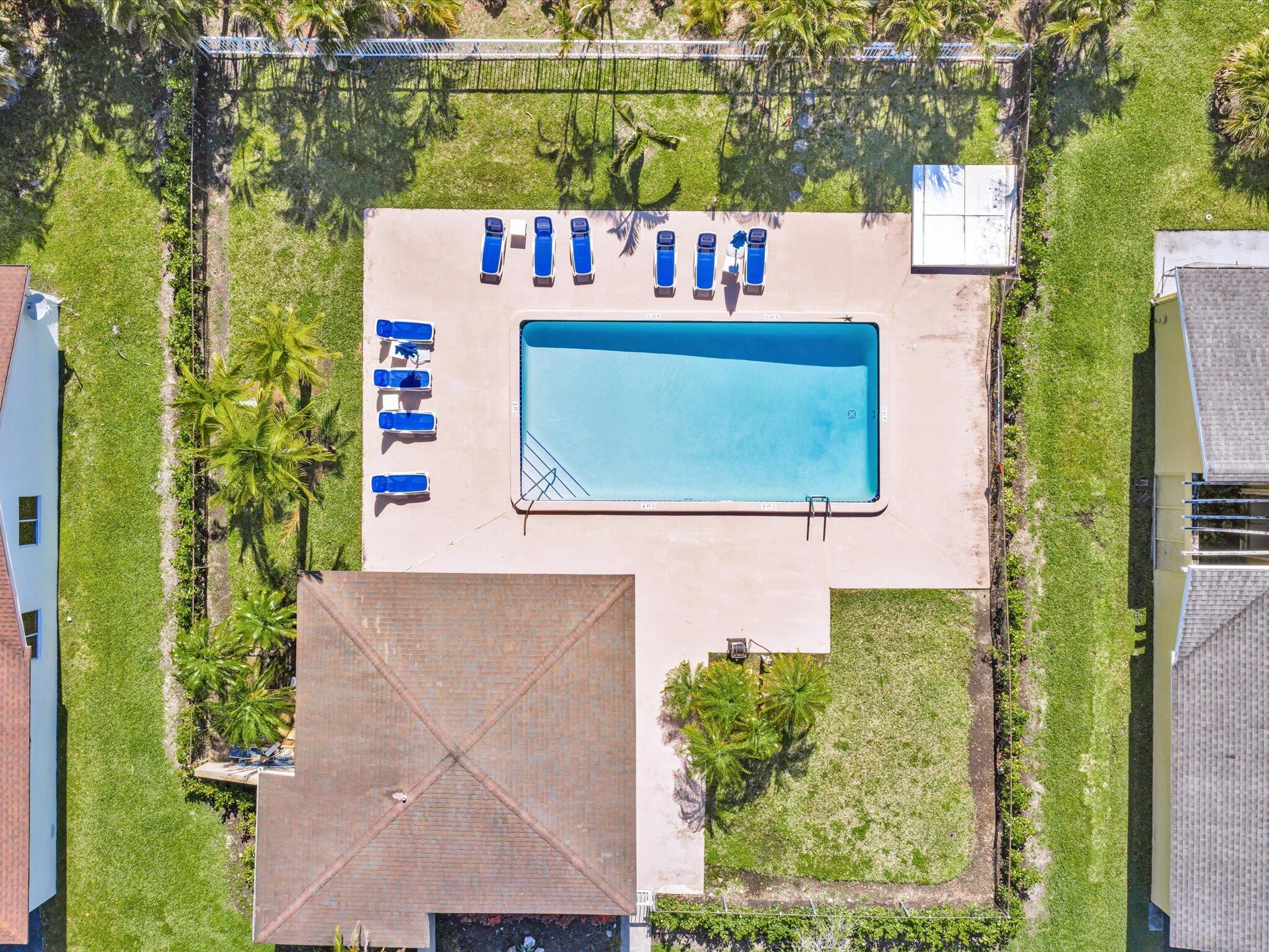 8949 NW 9th Place