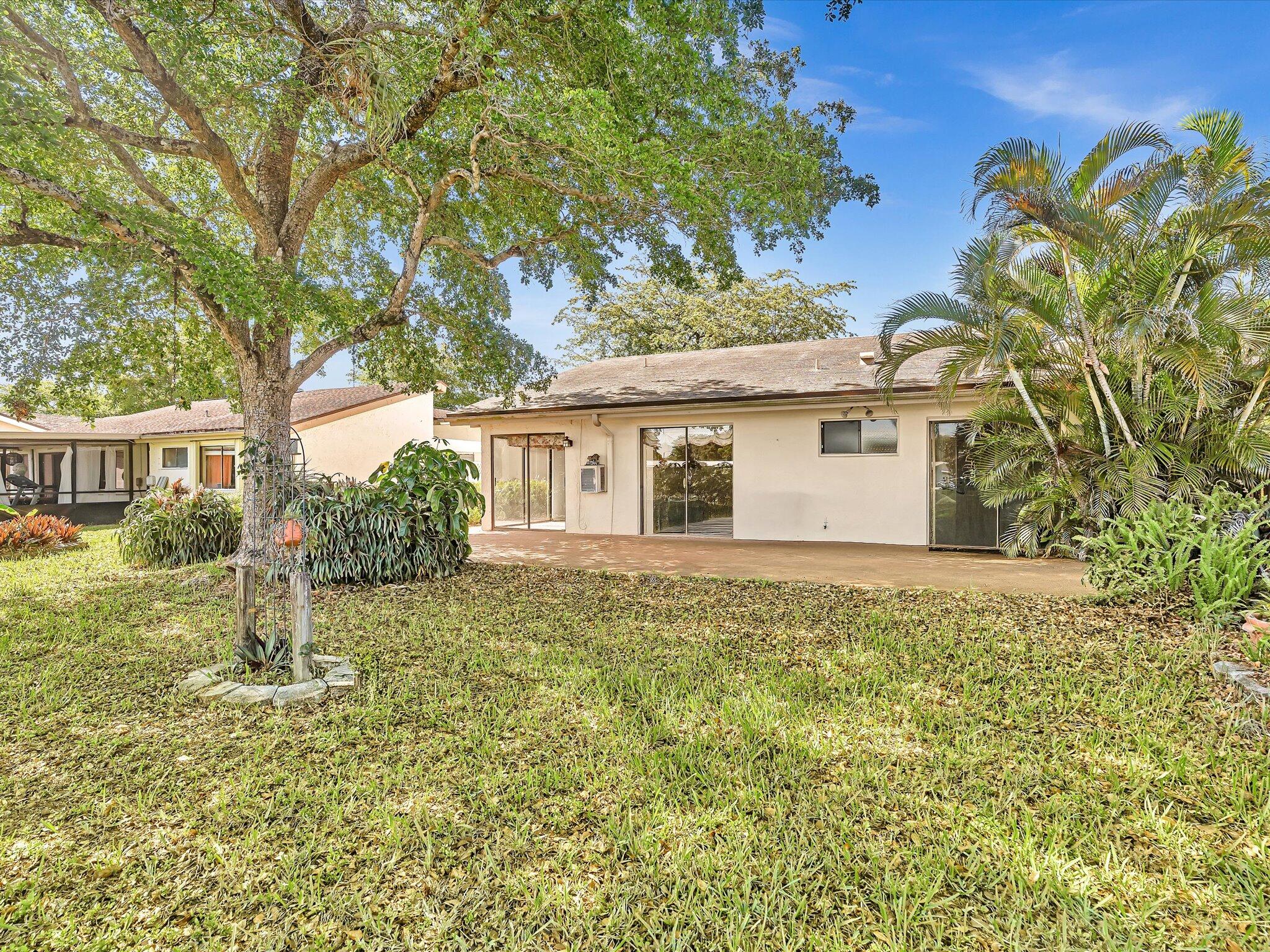 8949 NW 9th Place