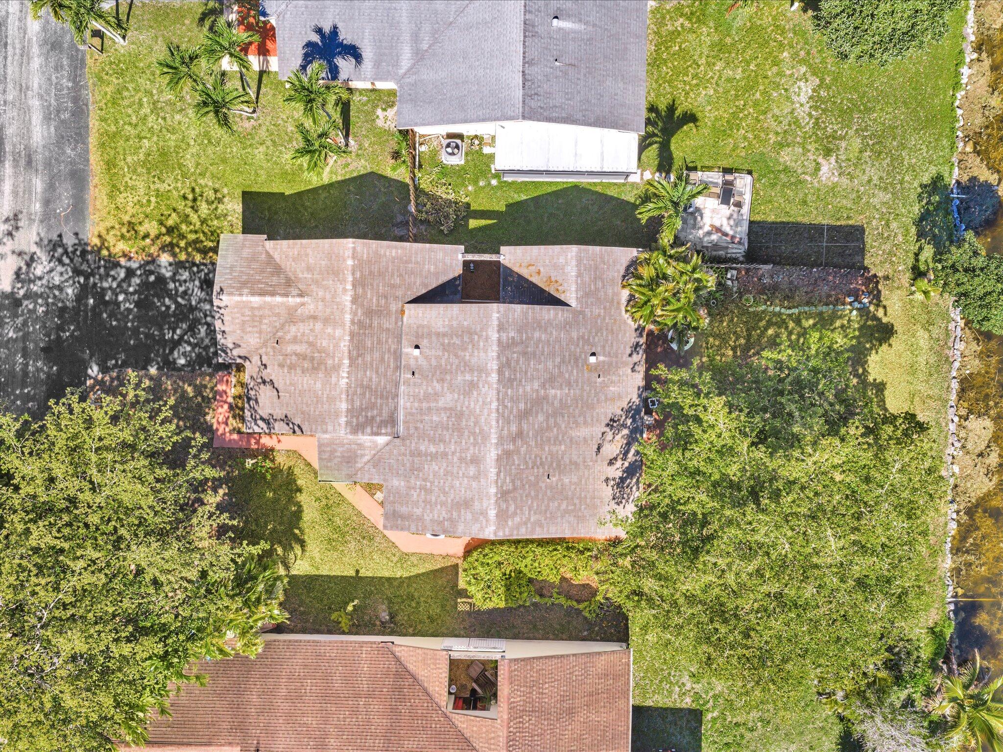8949 NW 9th Place