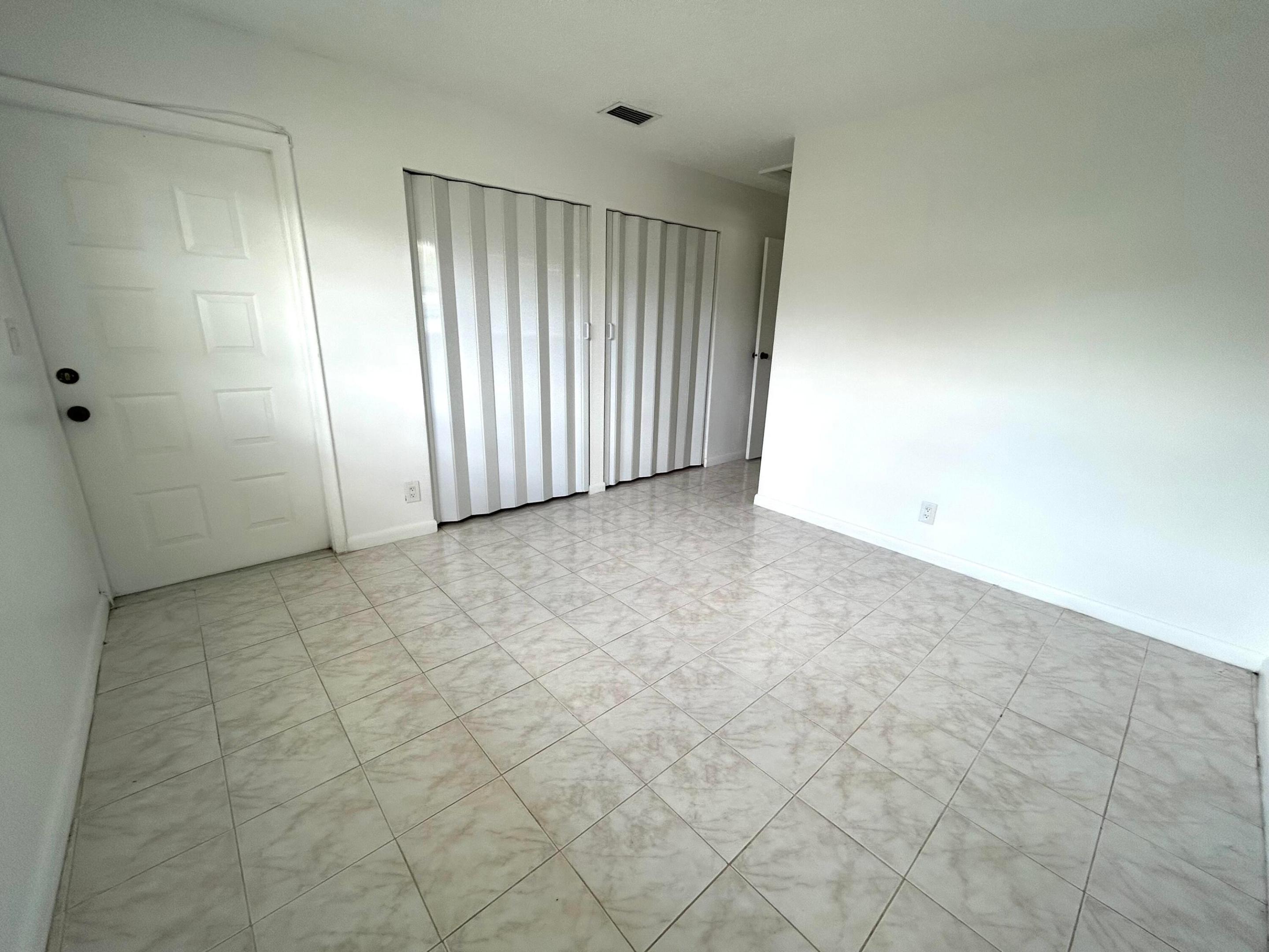 6140 SW 41st Court 1