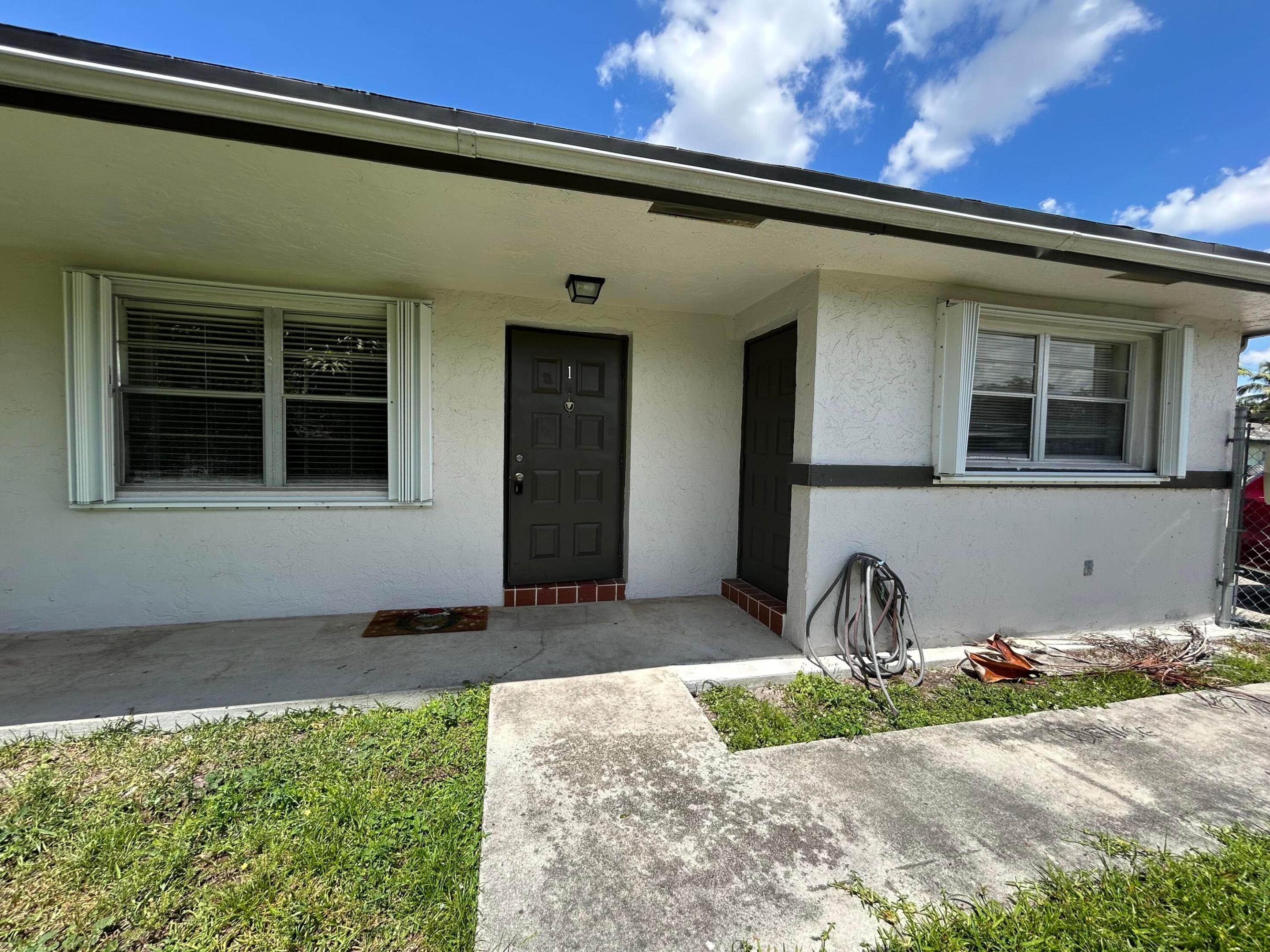 6140 SW 41st Court 1