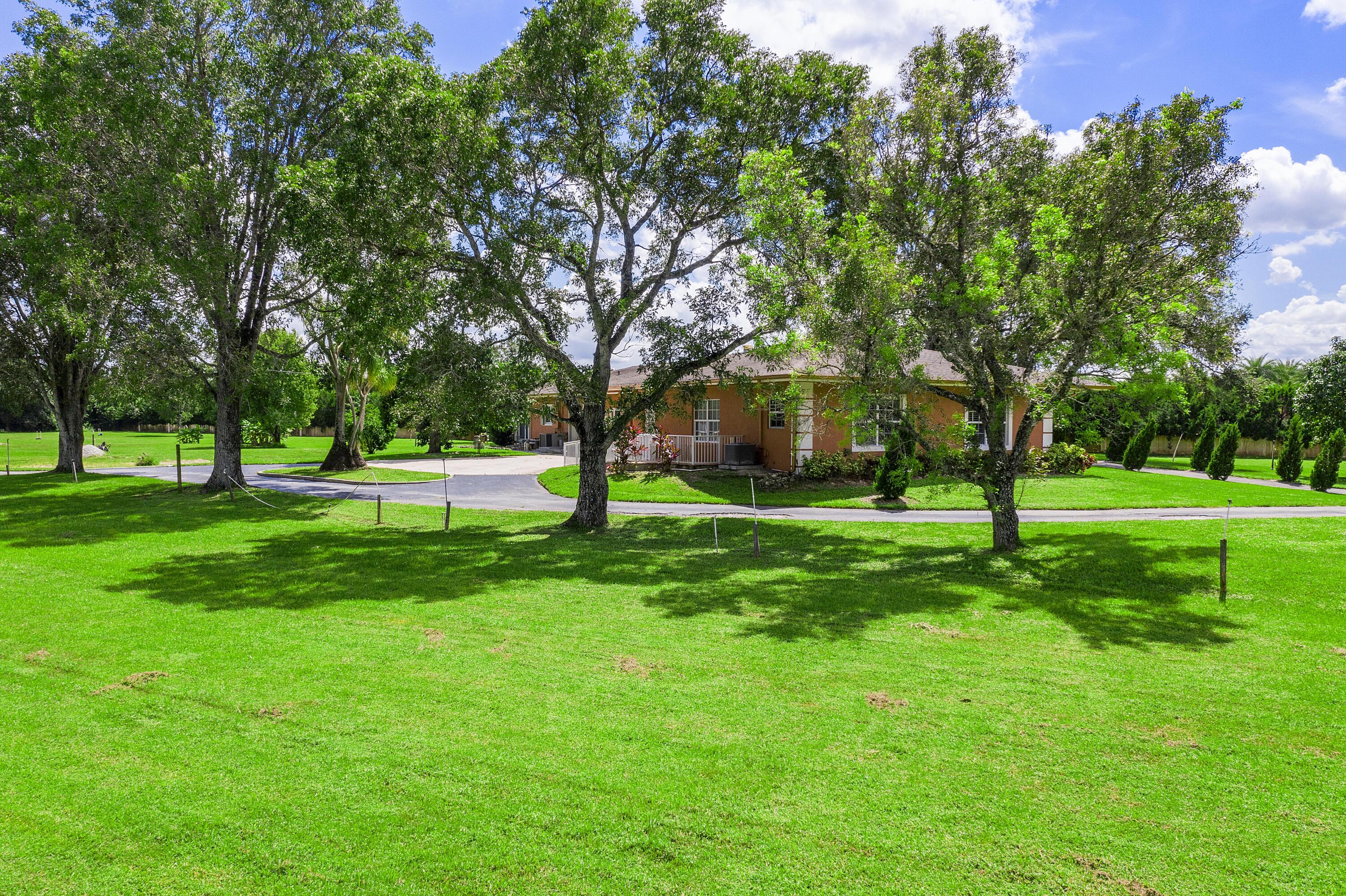 7600 NW 82nd Terrace