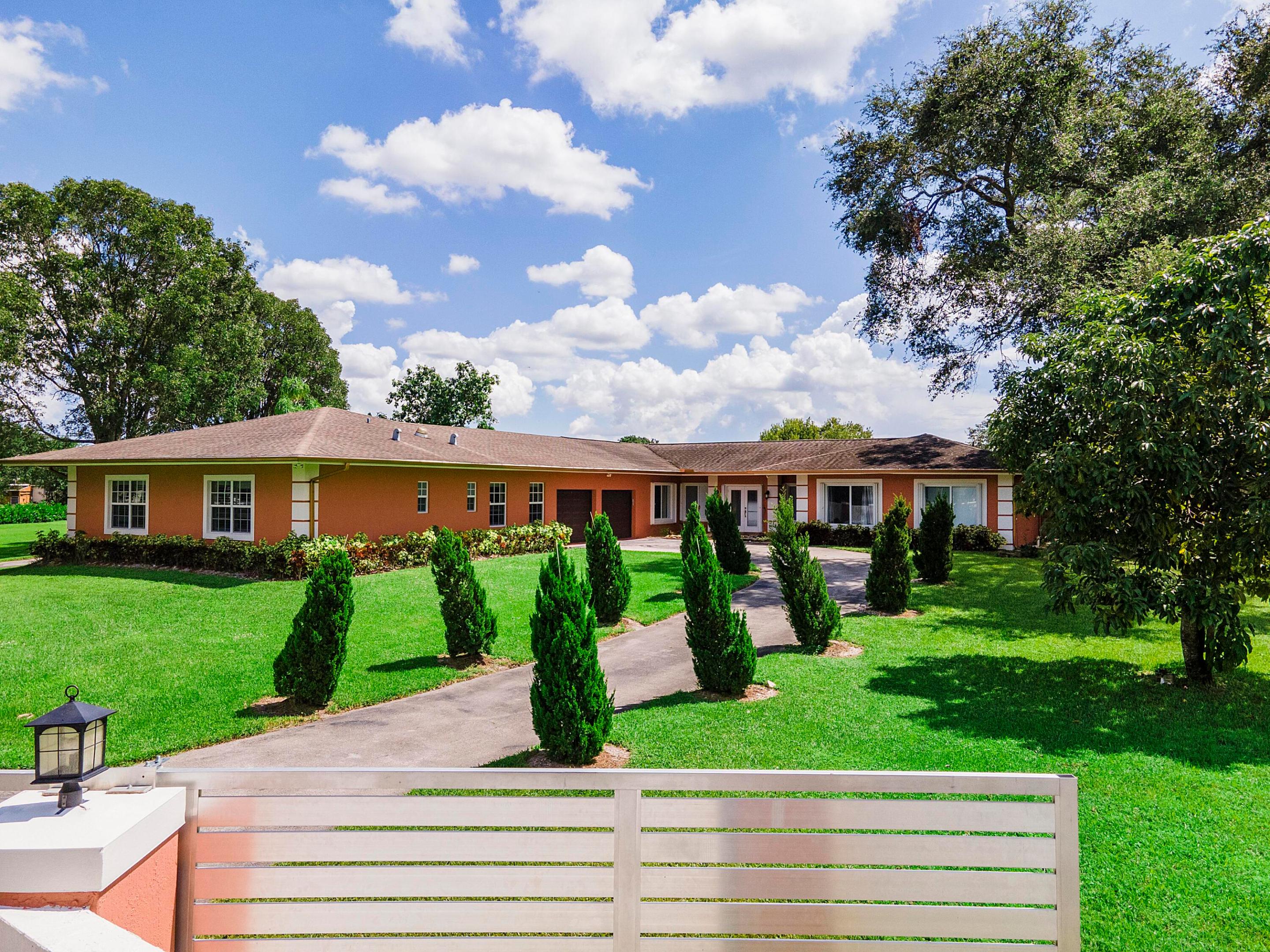 7600 NW 82nd Terrace