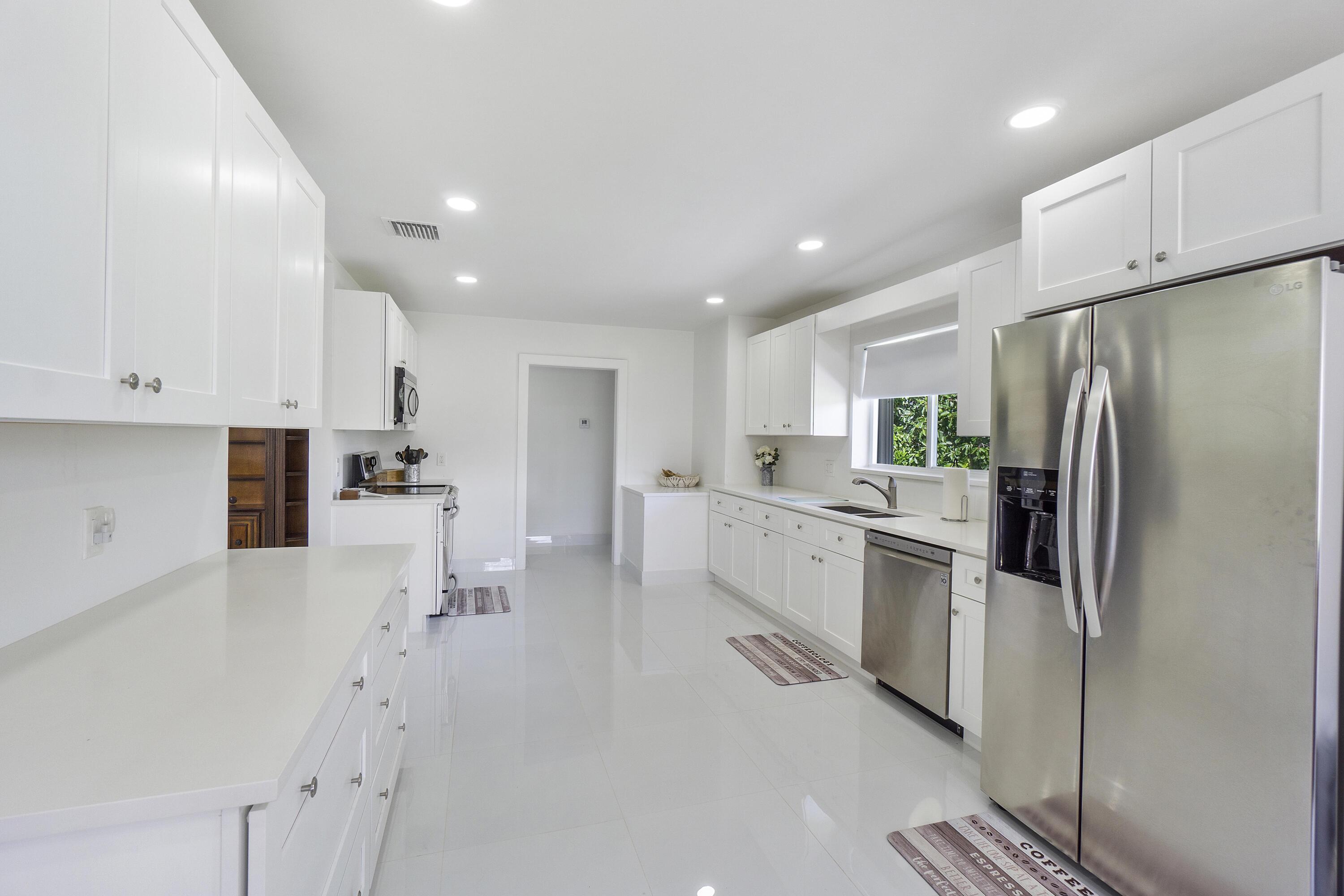 7600 NW 82nd Terrace