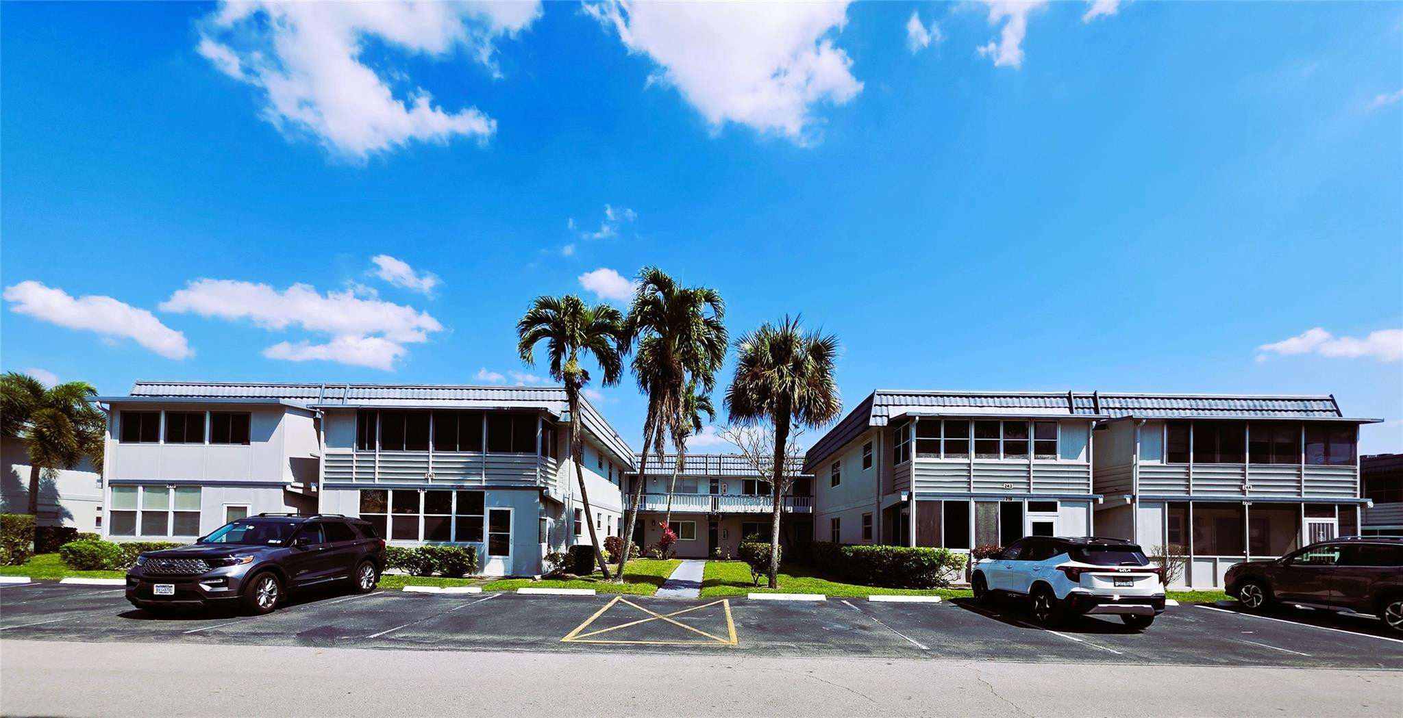 216 Tuscany D