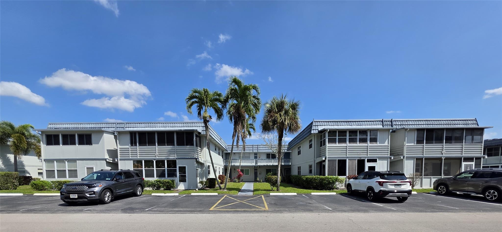 216 Tuscany D