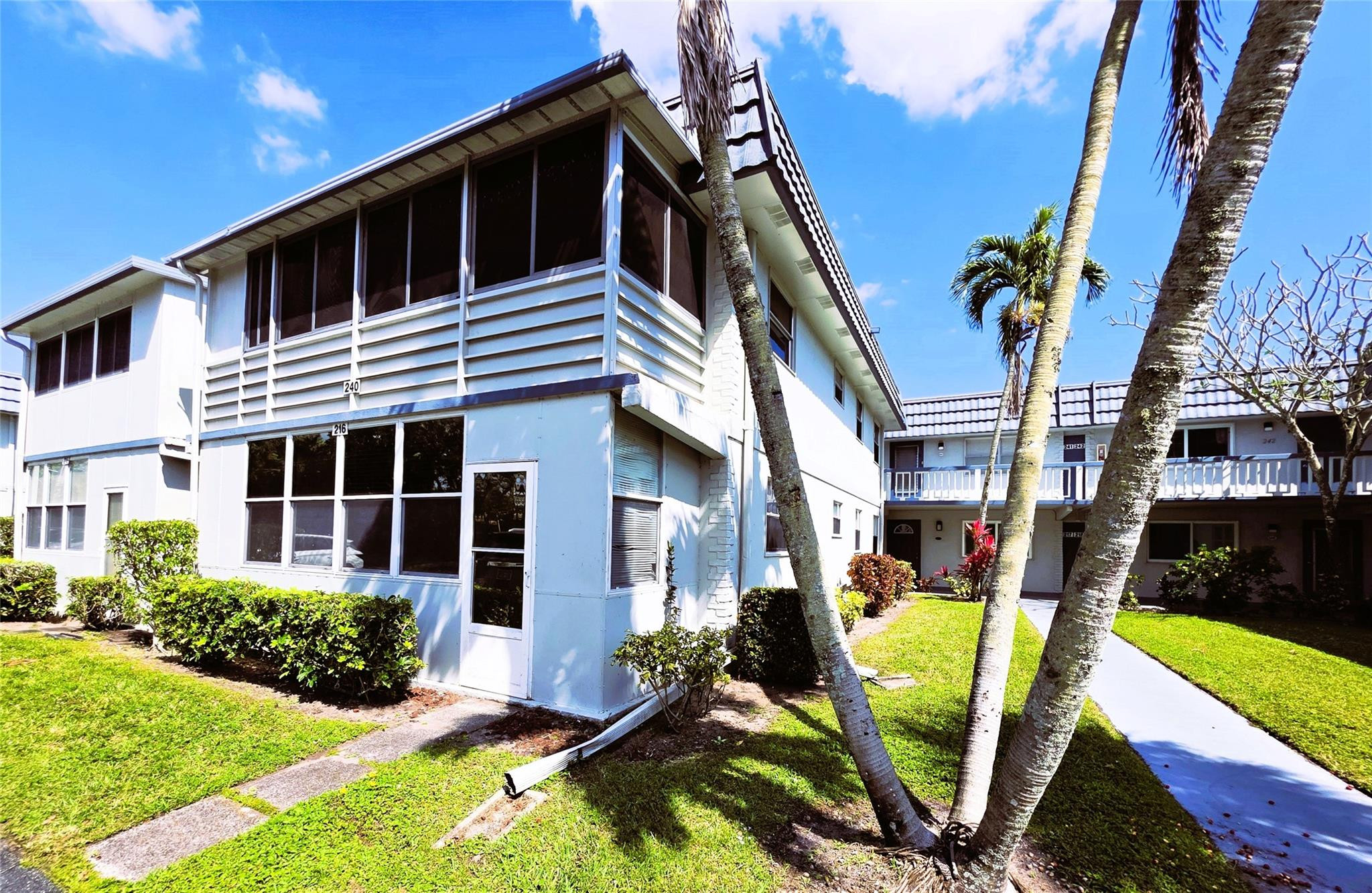 216 Tuscany D