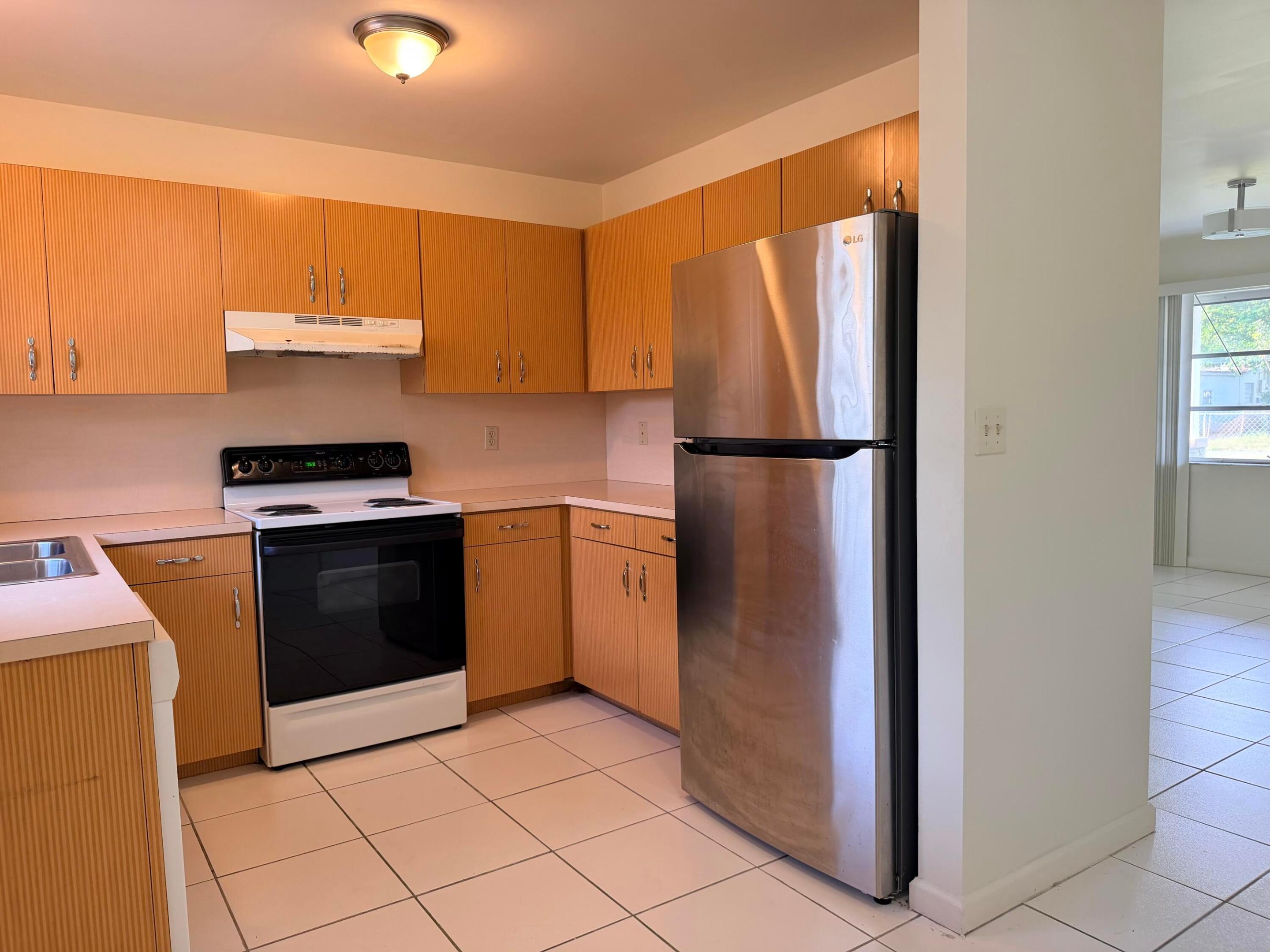 2881 NW 24th Court