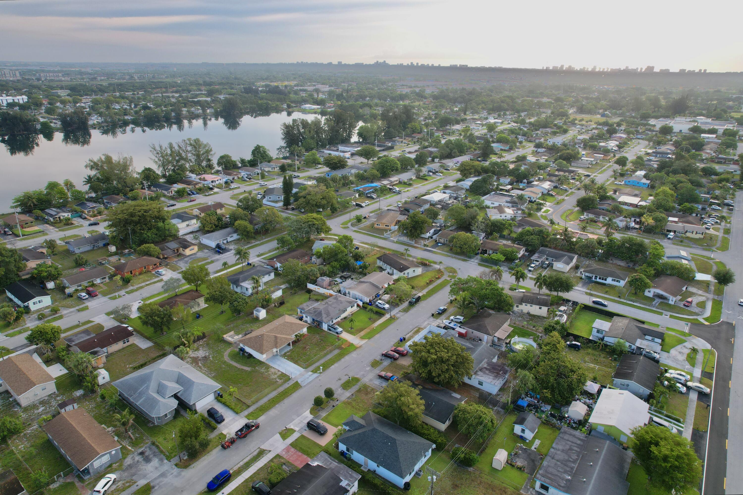 2881 NW 24th Court