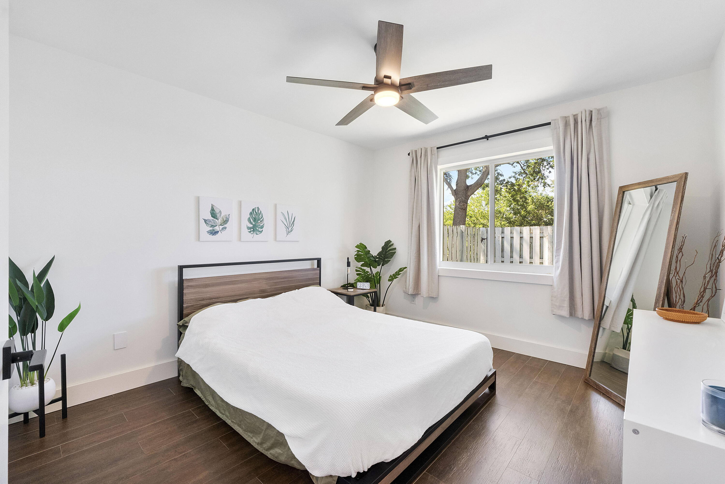 9800 NW 9th Court