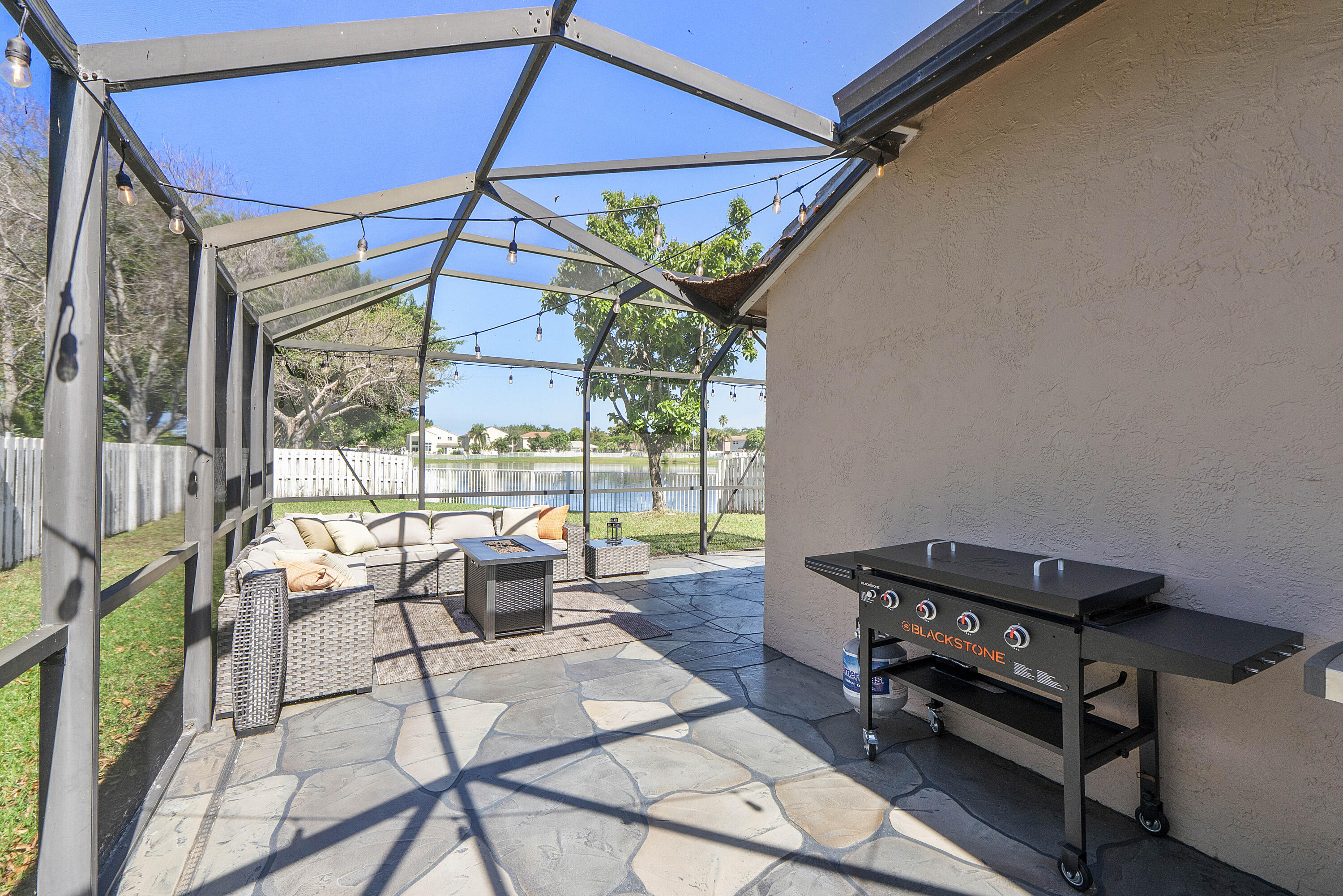 9800 NW 9th Court