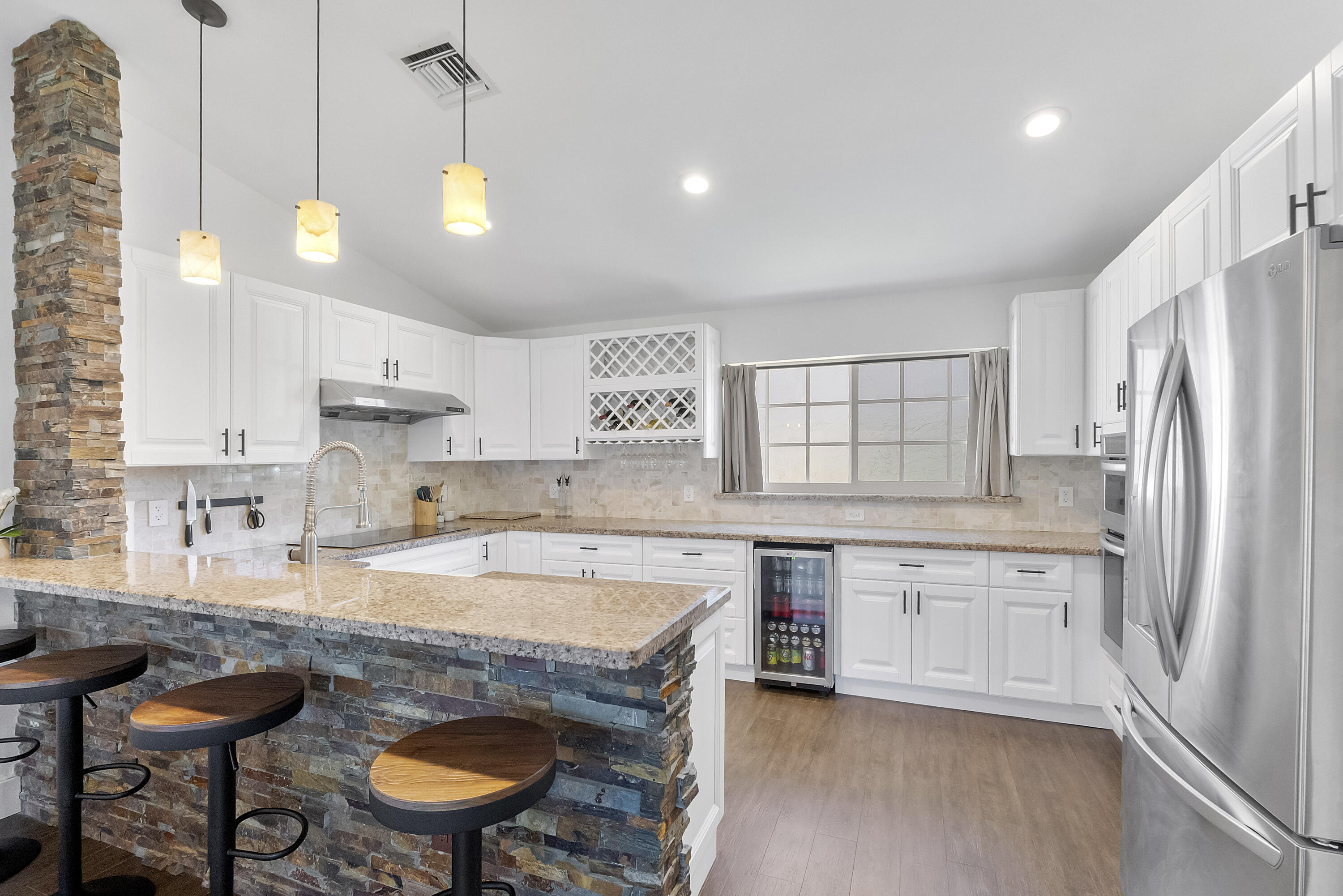 9800 NW 9th Court
