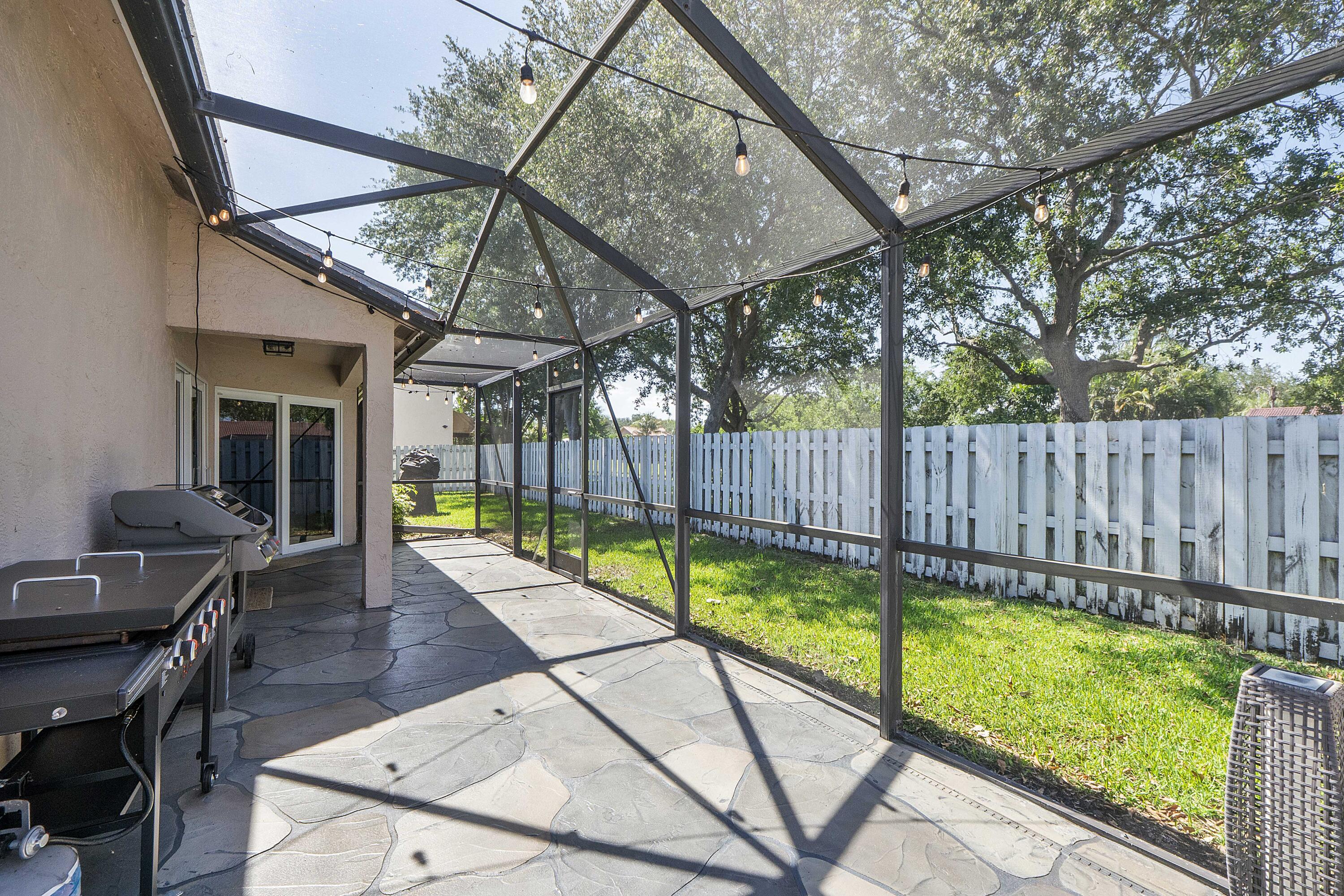 9800 NW 9th Court