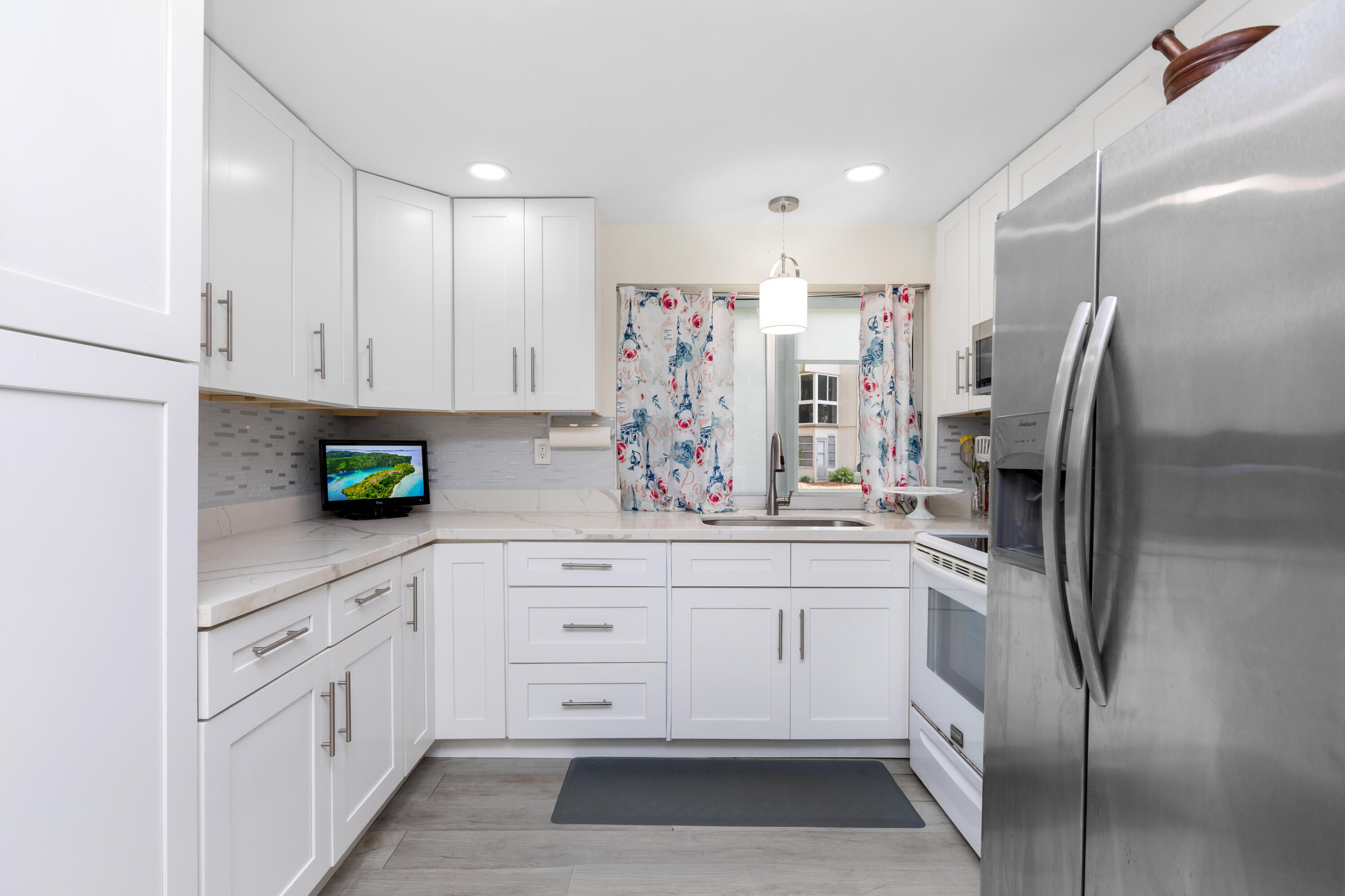 9200 Lime Bay Boulevard 115