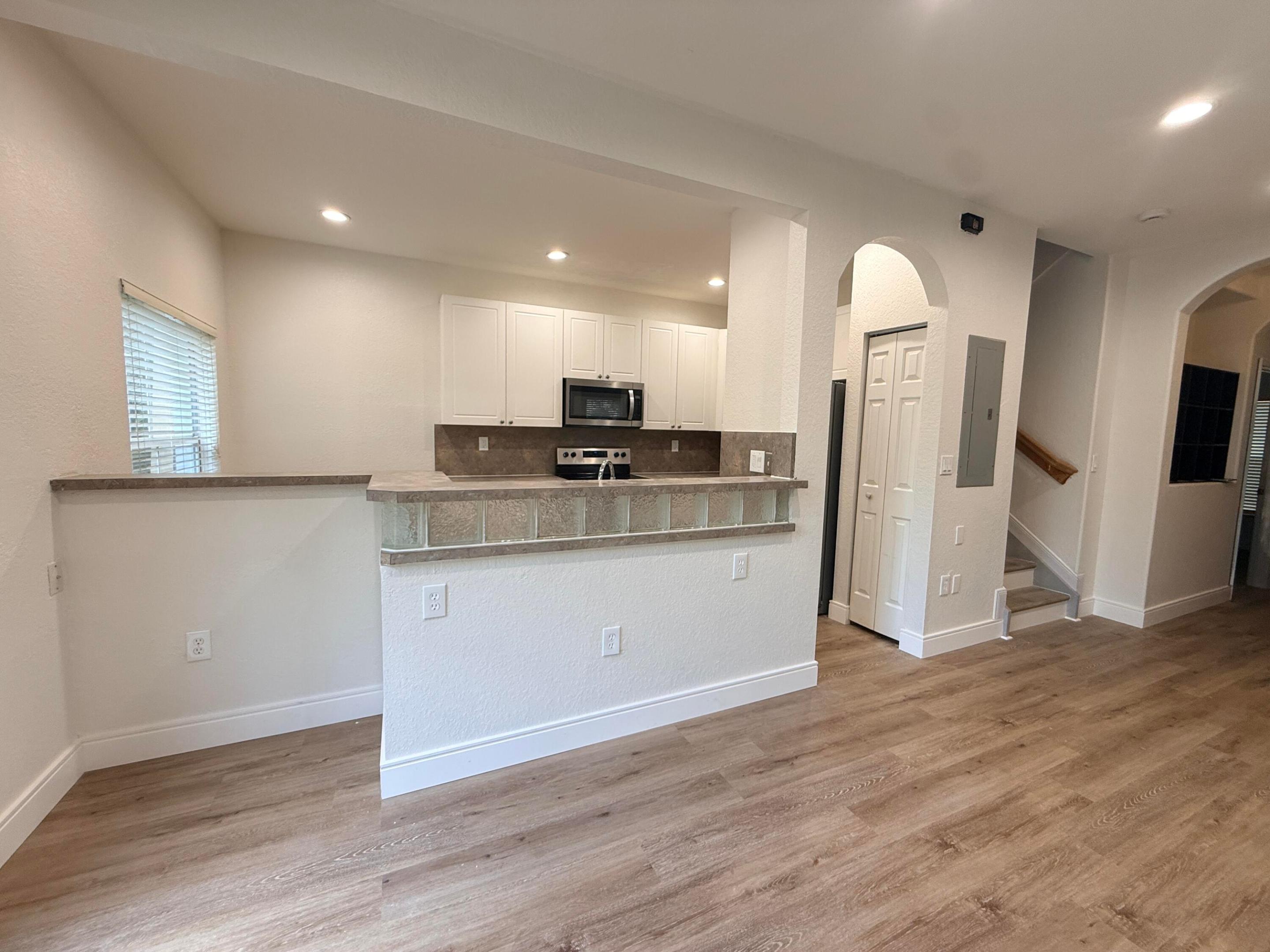 3307 Merrick Lane 1004