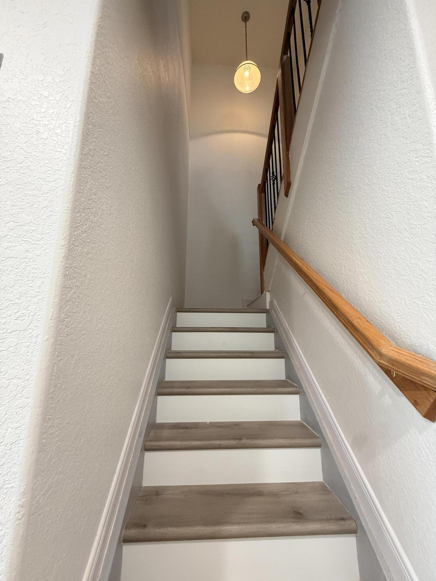 3307 Merrick Lane 1004