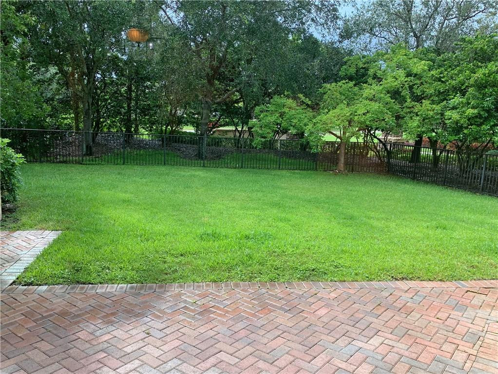 7441 NW 115th Terrace