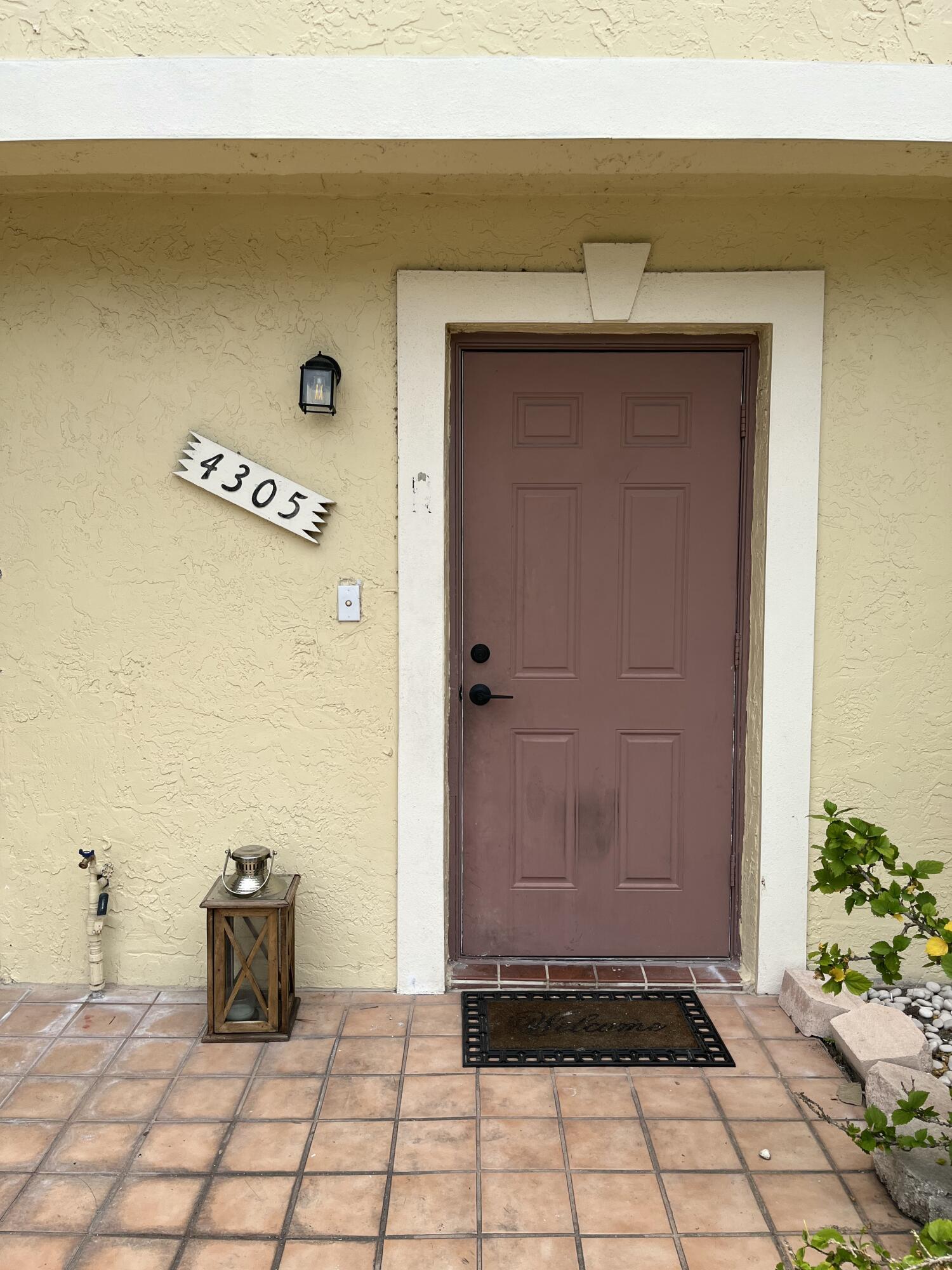 4305 Coral Springs Drive Unit: 2h