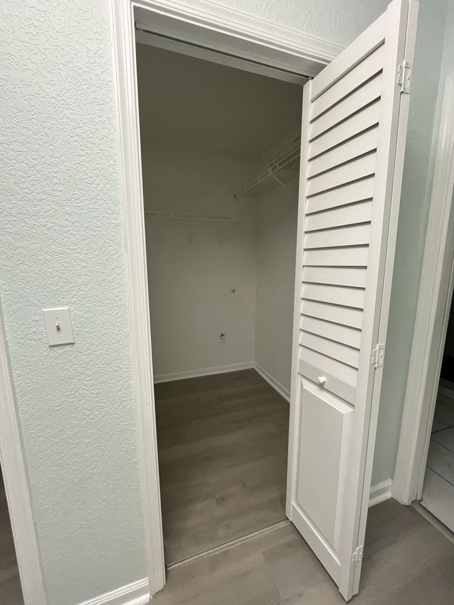 4305 Coral Springs Drive Unit: 2h