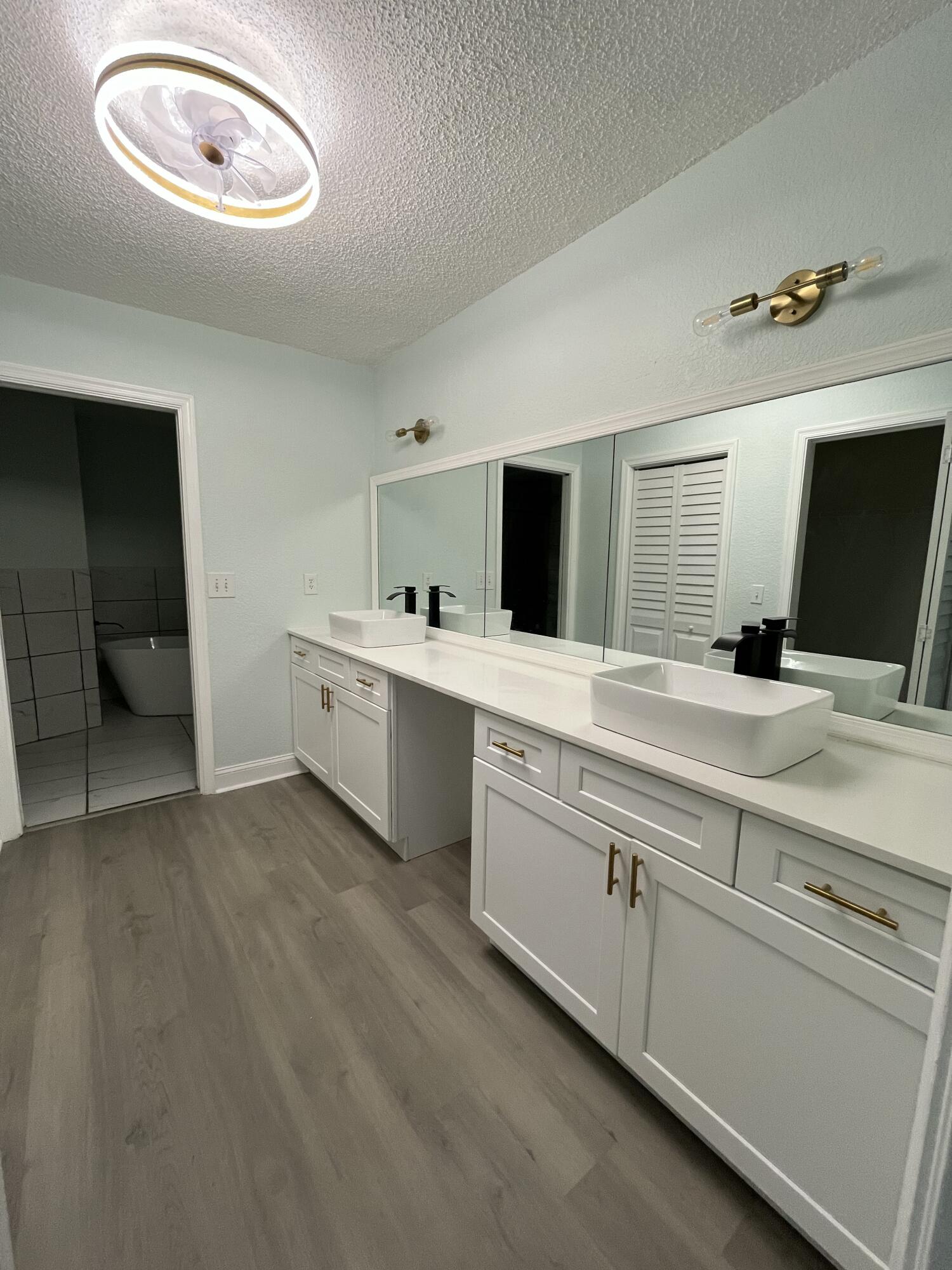 4305 Coral Springs Drive Unit: 2h