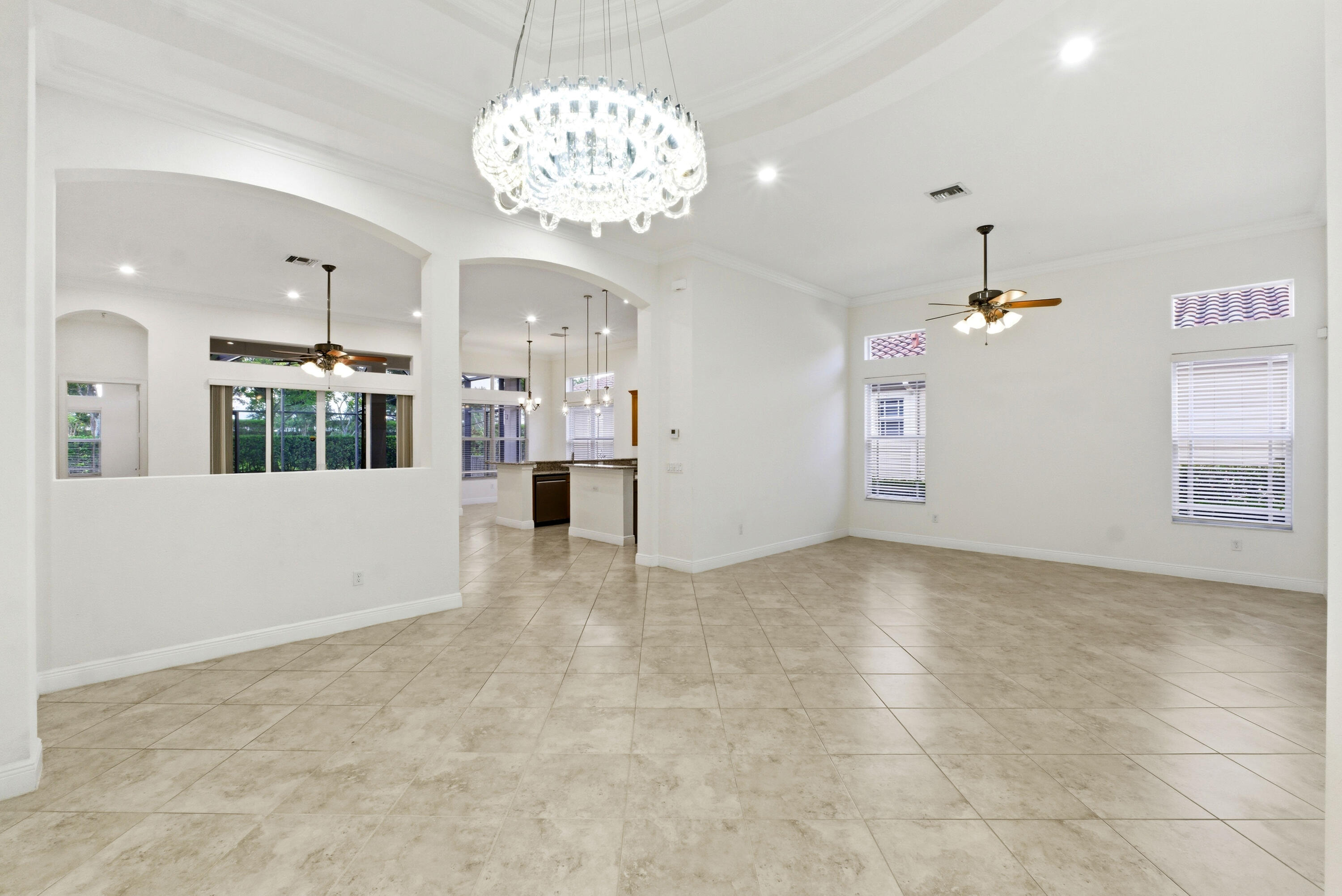 9871 Lakeview Lane