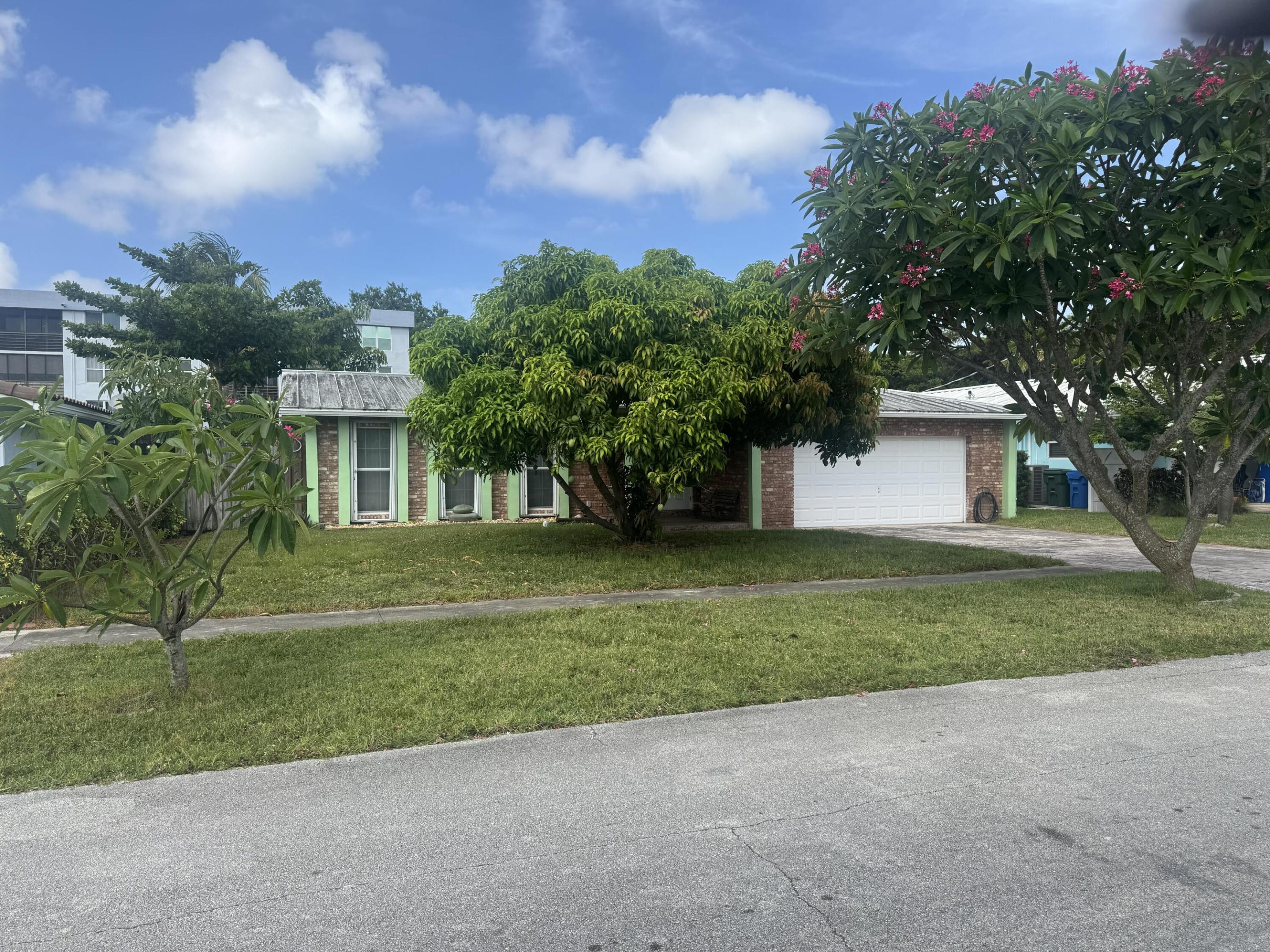 1641 NW 36th Court