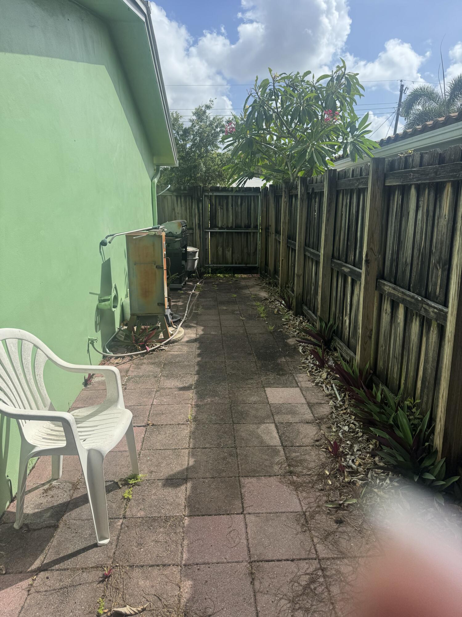 1641 NW 36th Court