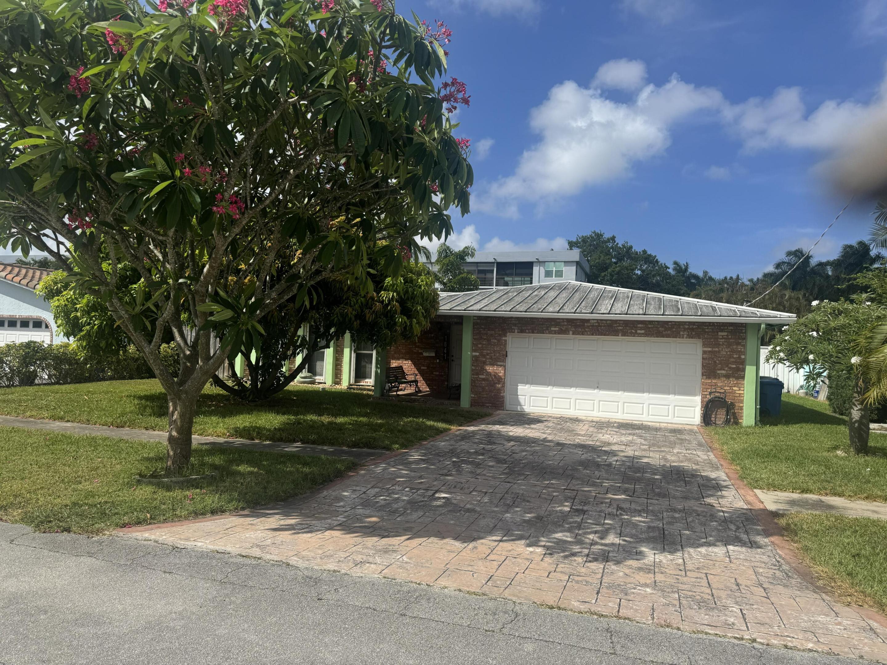1641 NW 36th Court