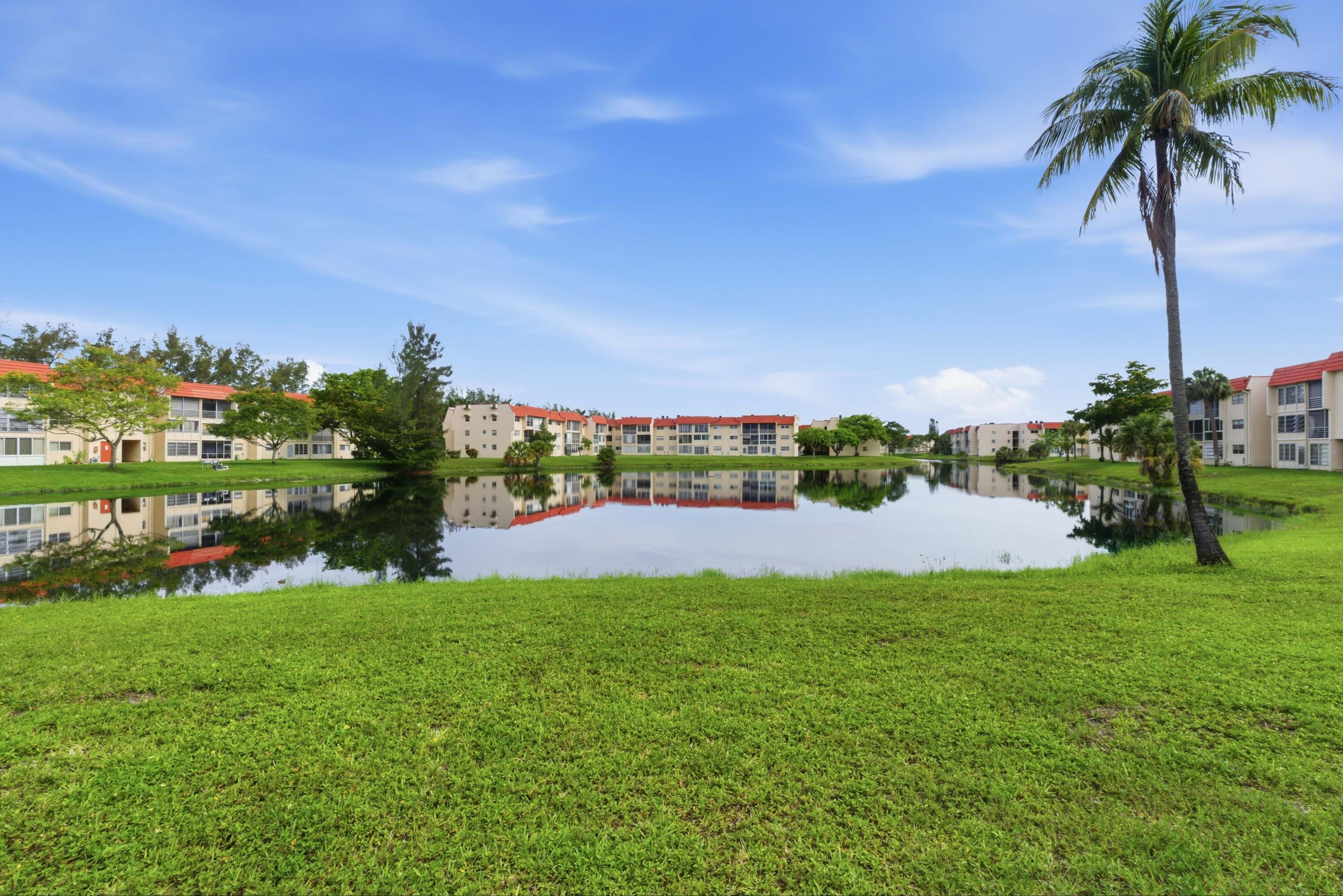 2651 E Sunrise Lakes Drive E Unit: 308