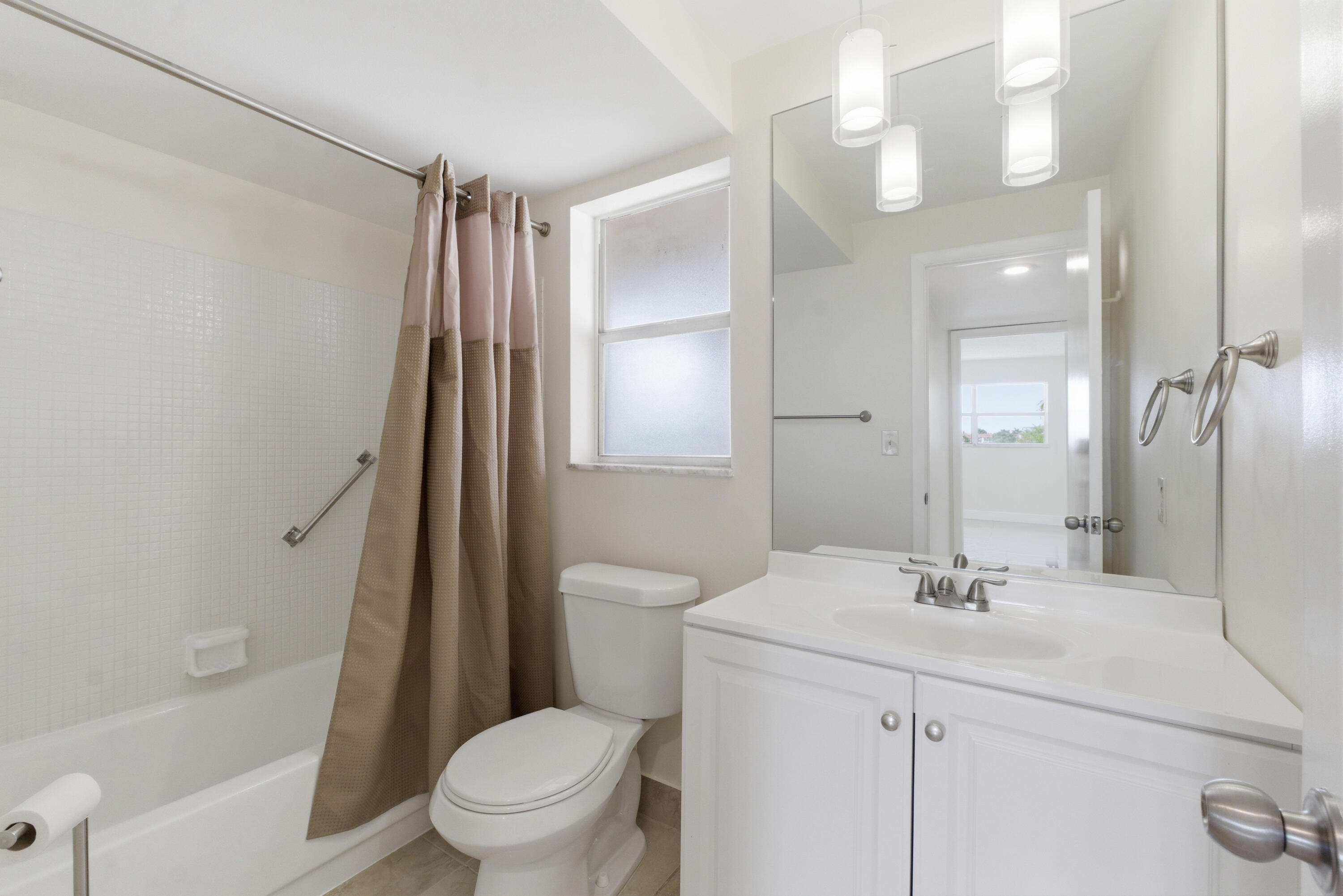 2651 E Sunrise Lakes Drive E Unit: 308
