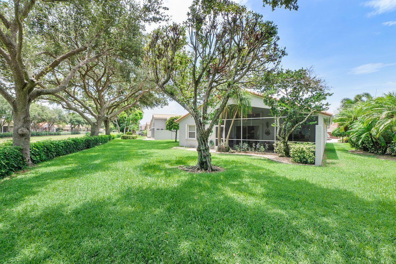 6643 Sherbrook Drive