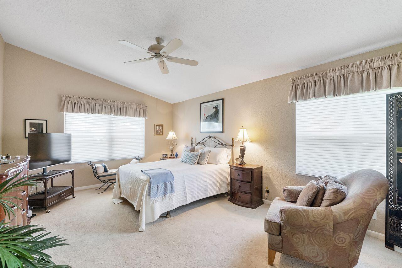 6643 Sherbrook Drive