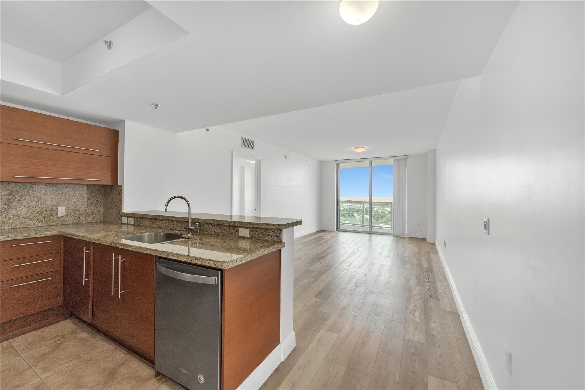 2681 N Flamingo Road 1805S
