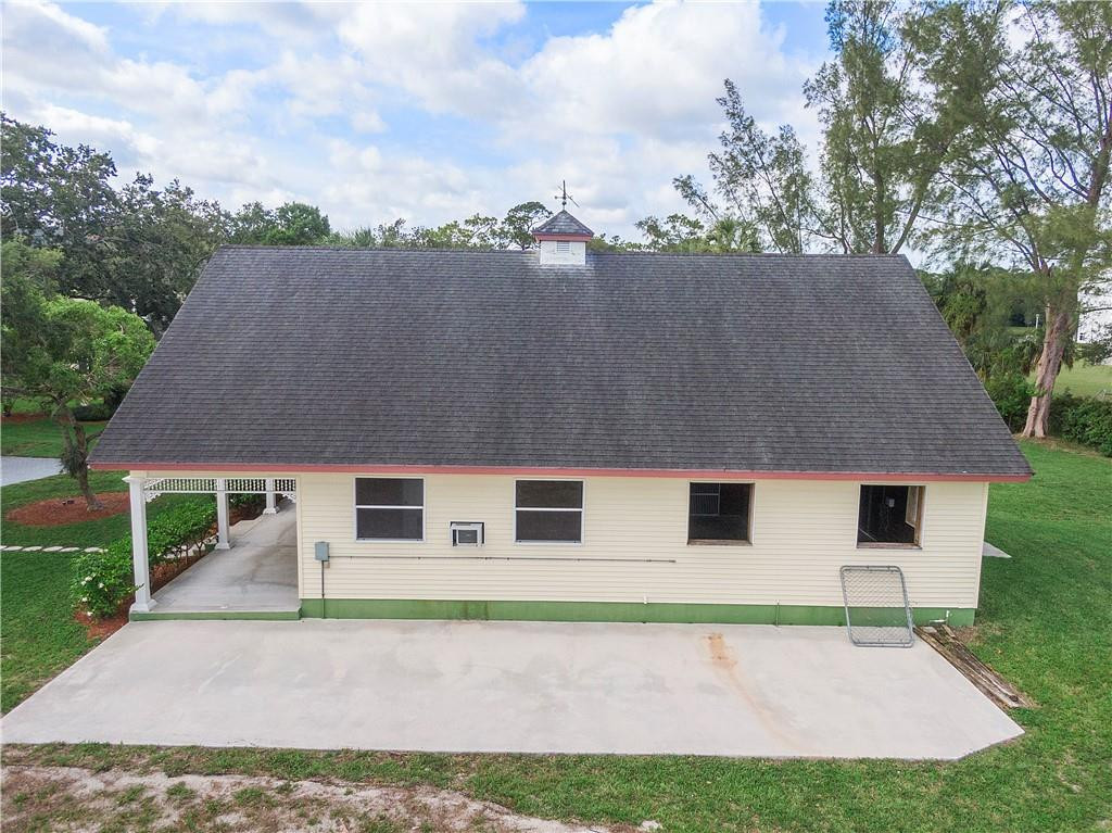 7741 NW 39th Avenue
