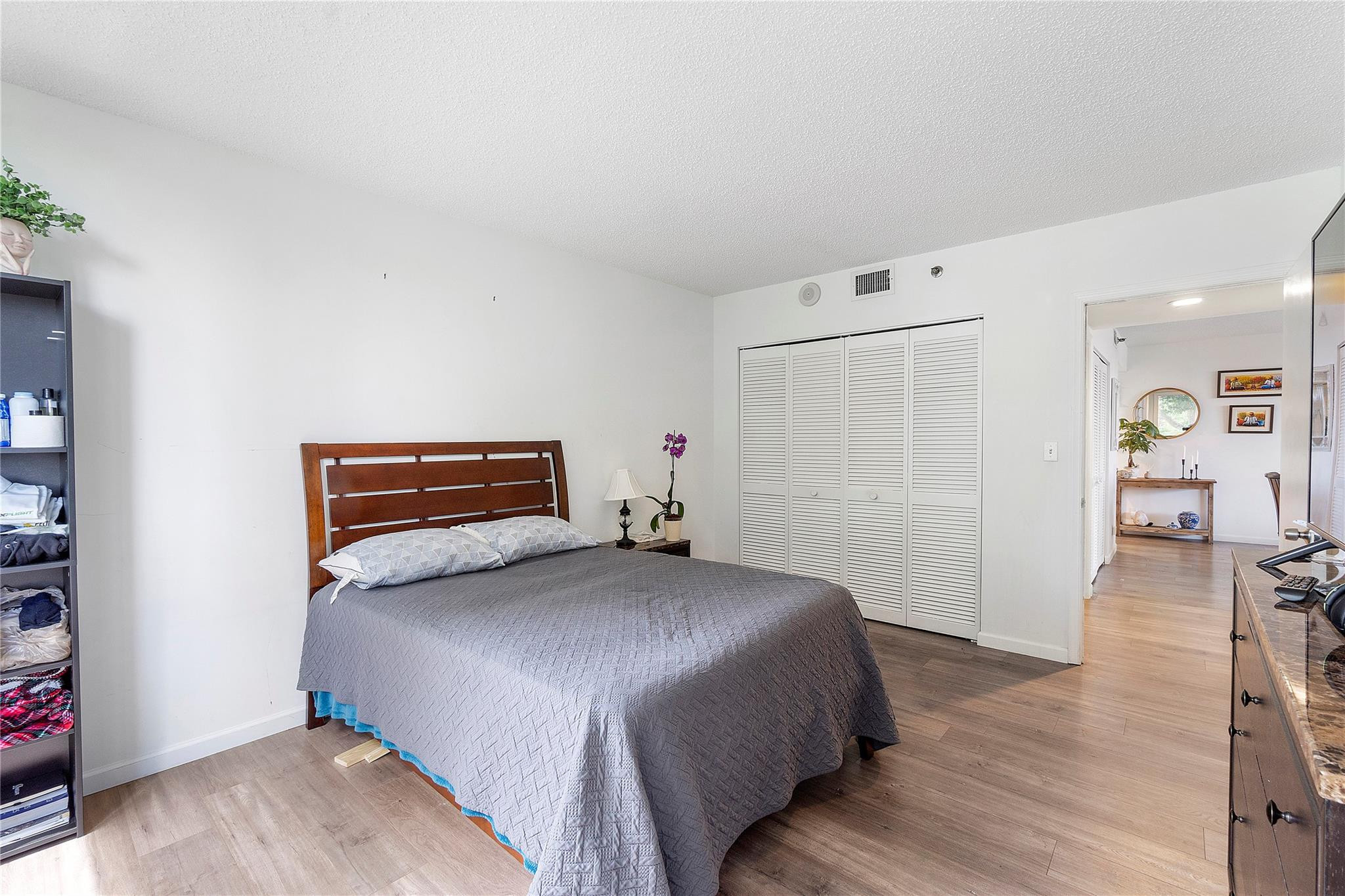 5951 Wellesley Park Drive 306