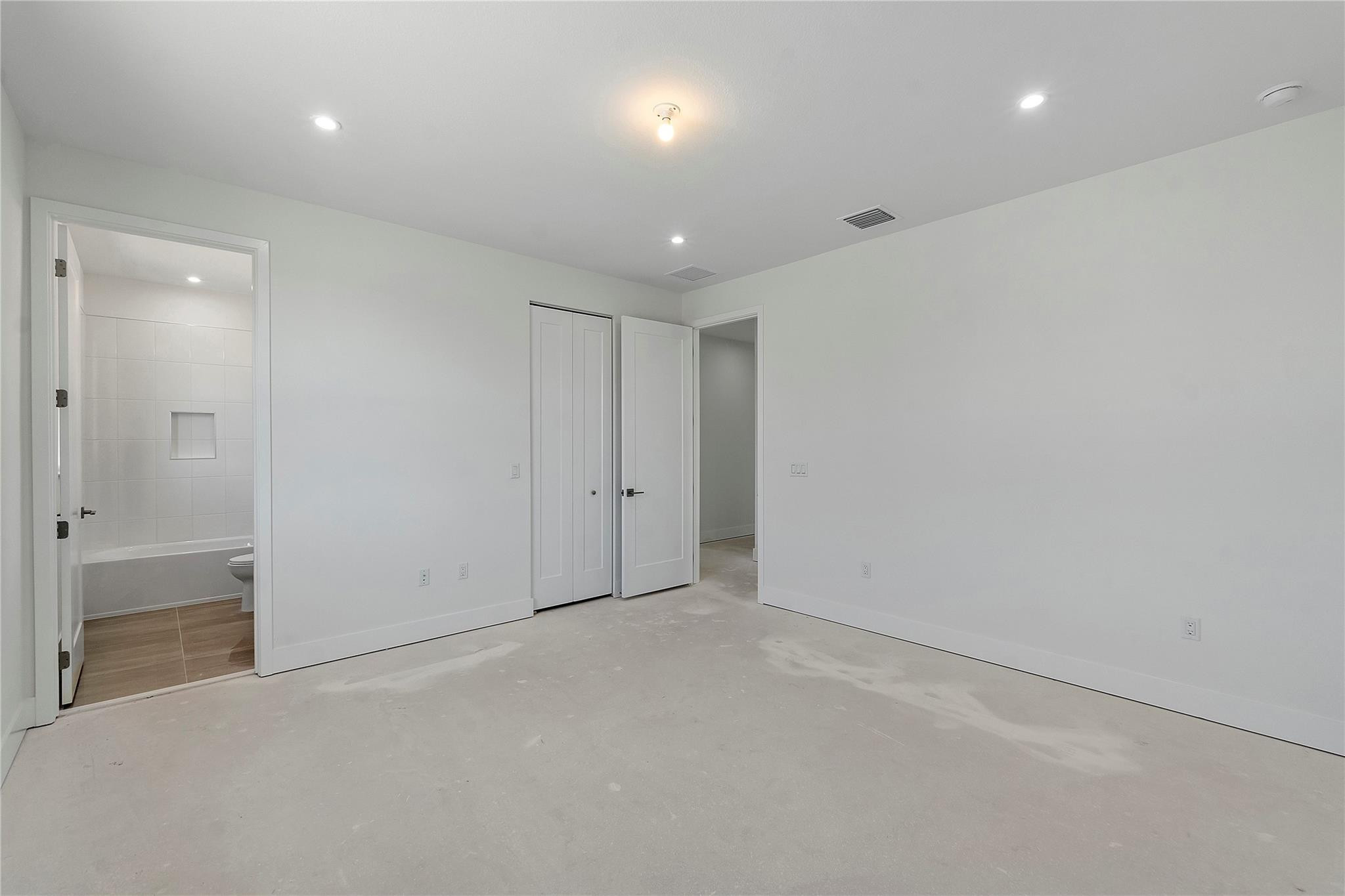 12466 Solana Bay Circle