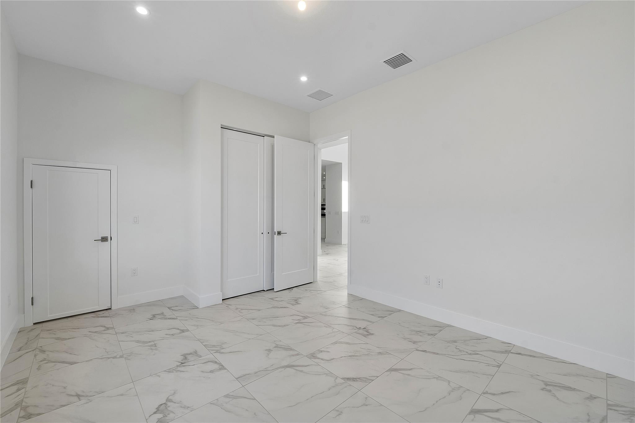 12466 Solana Bay Circle